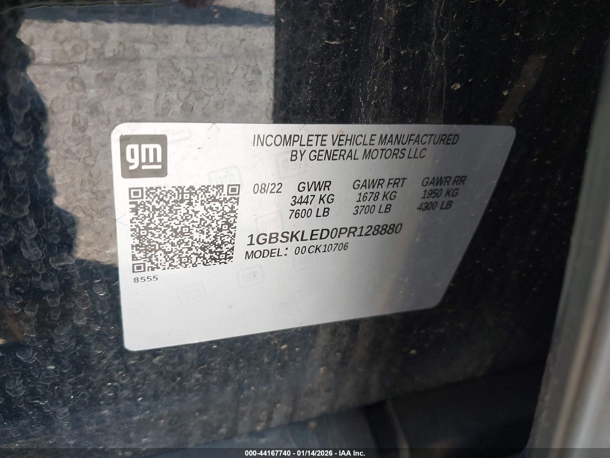 CHEVROLET TAHOE image 9