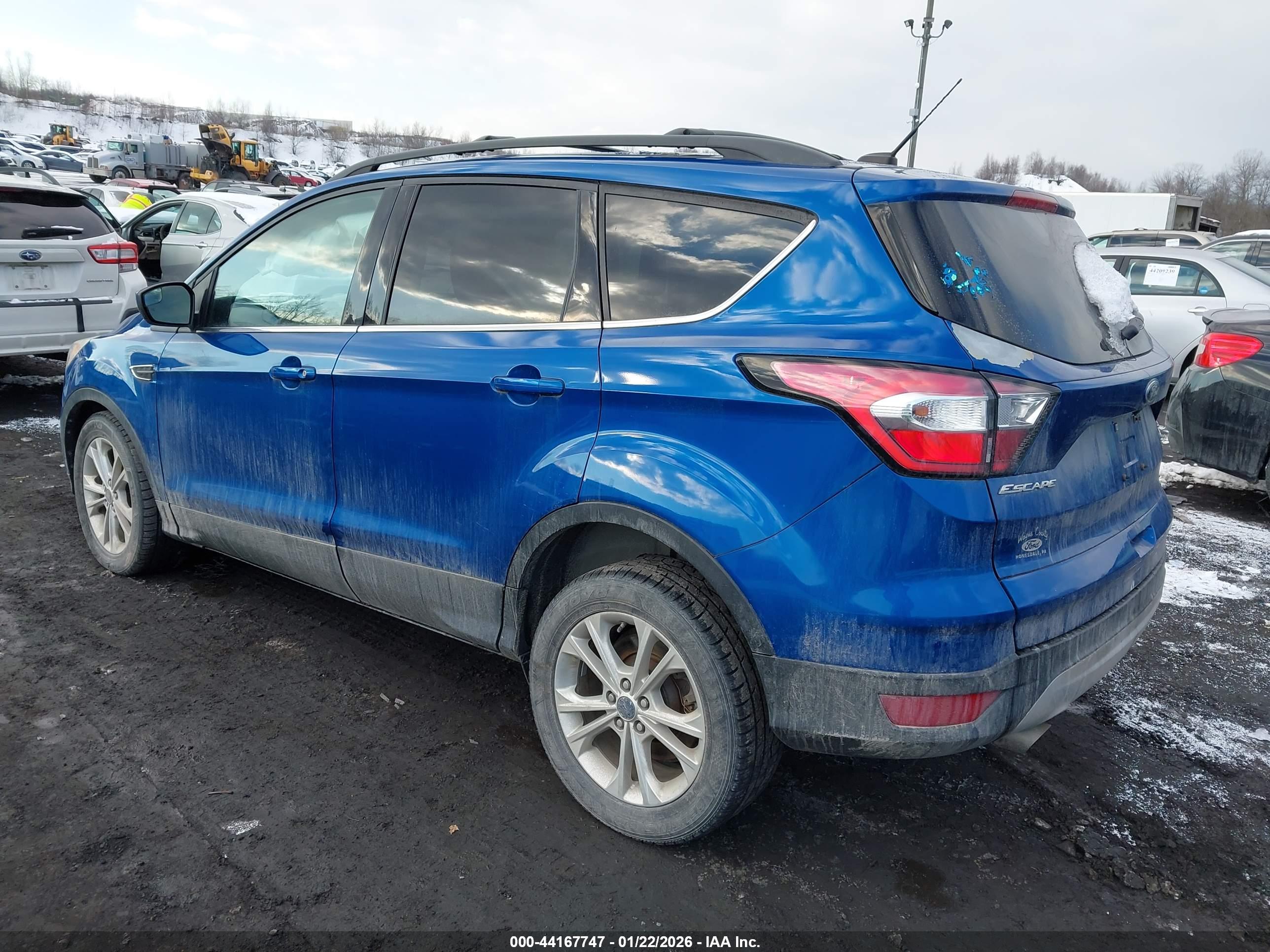 FORD ESCAPE image 3
