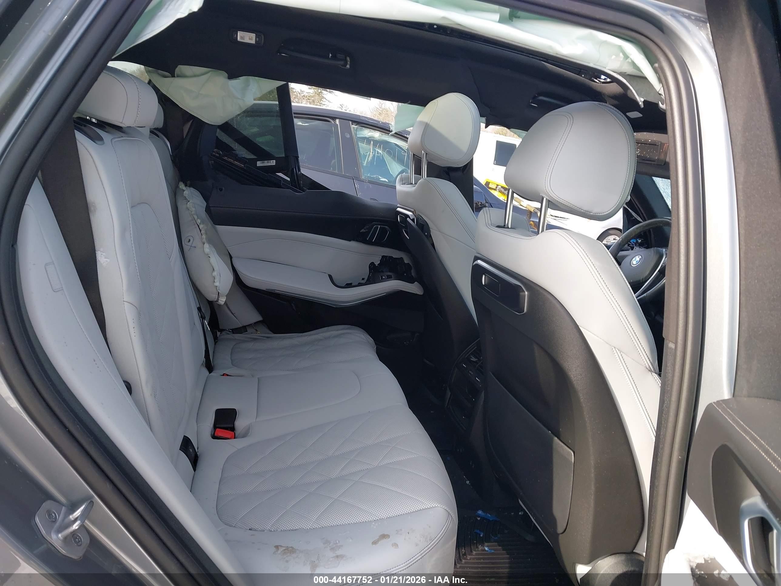 BMW X5 image 8