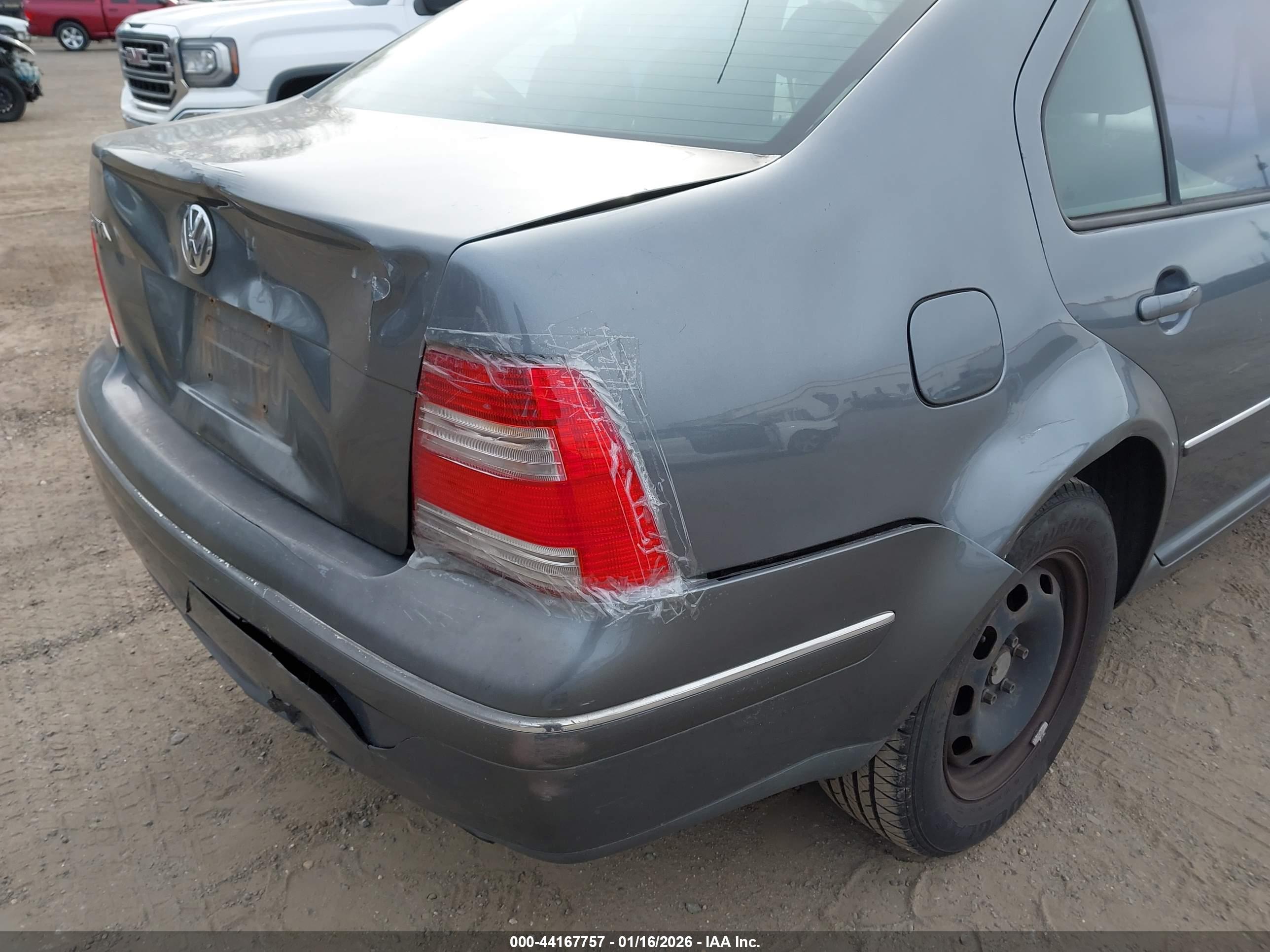 VOLKSWAGEN JETTA image 6