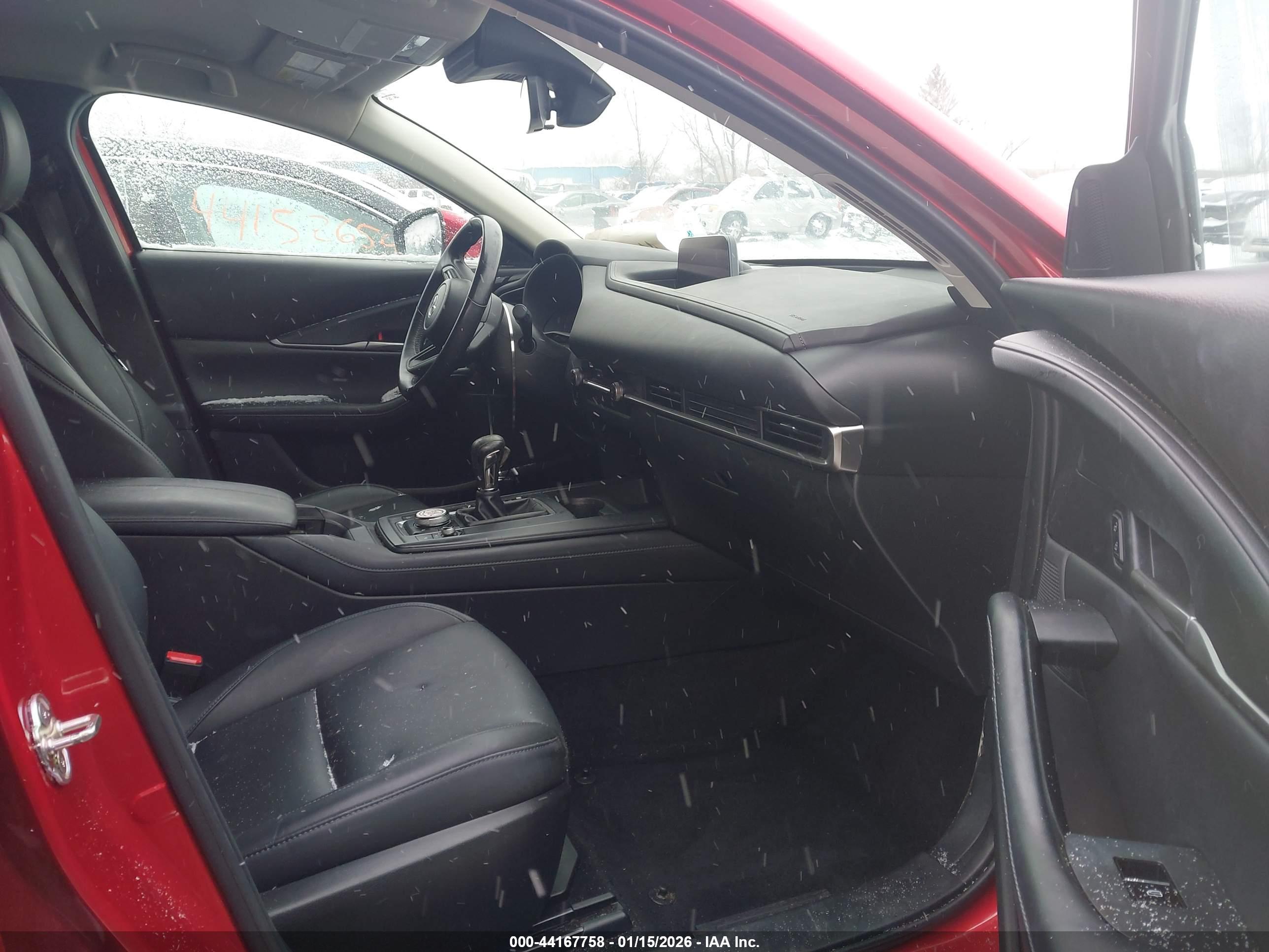 MAZDA CX-30 image 5