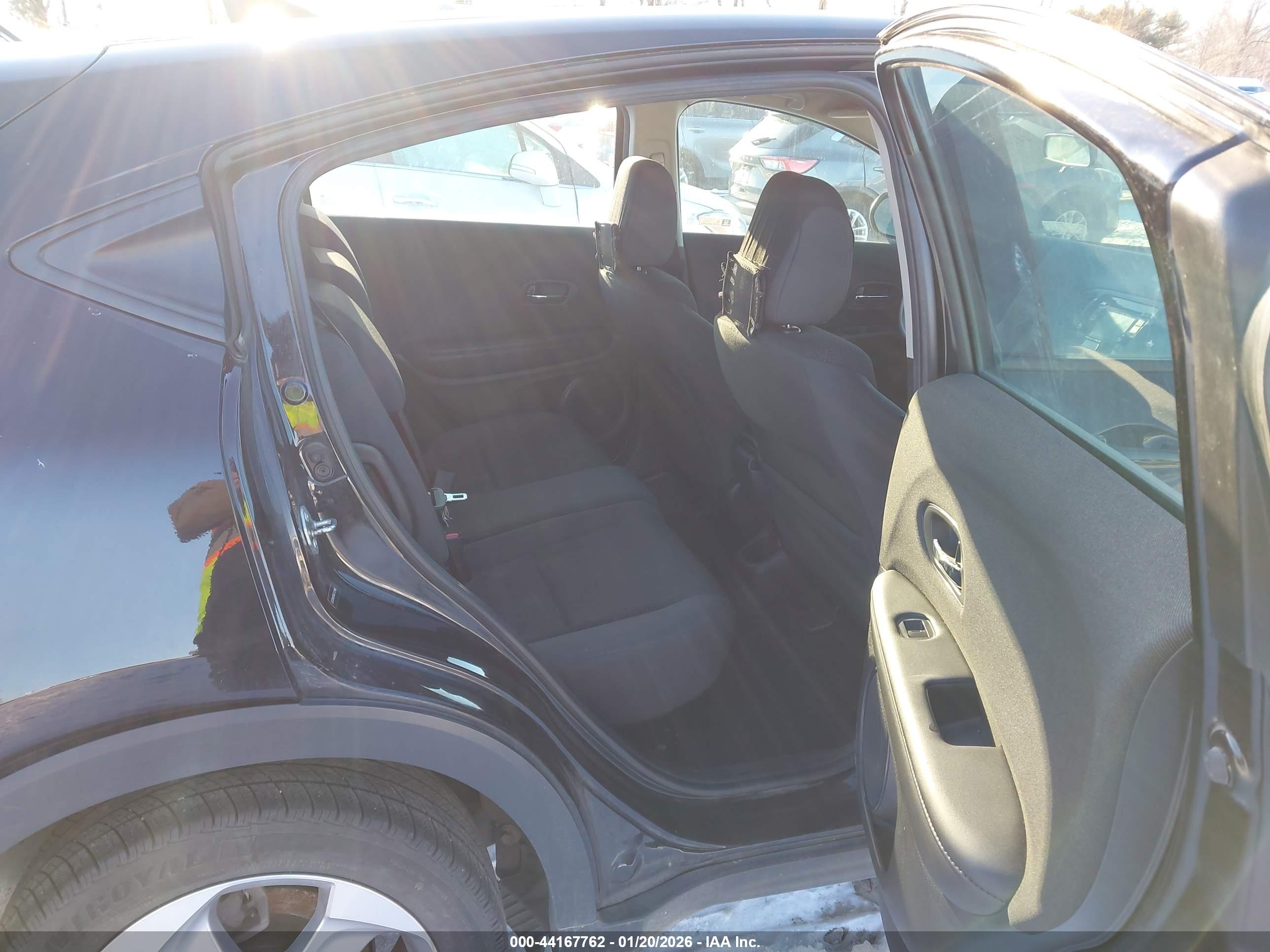 HONDA HR-V image 8