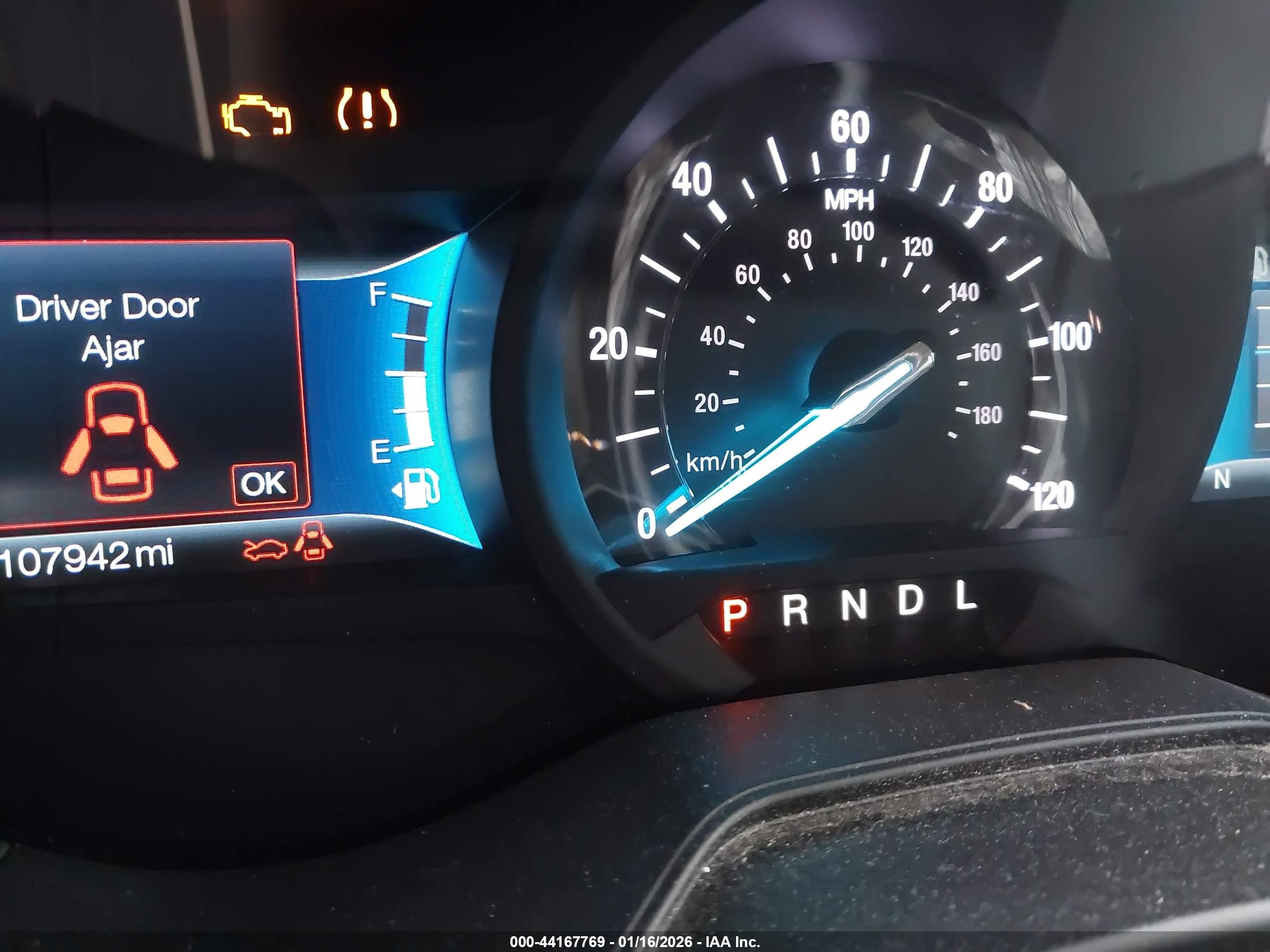 FORD FUSION image 7
