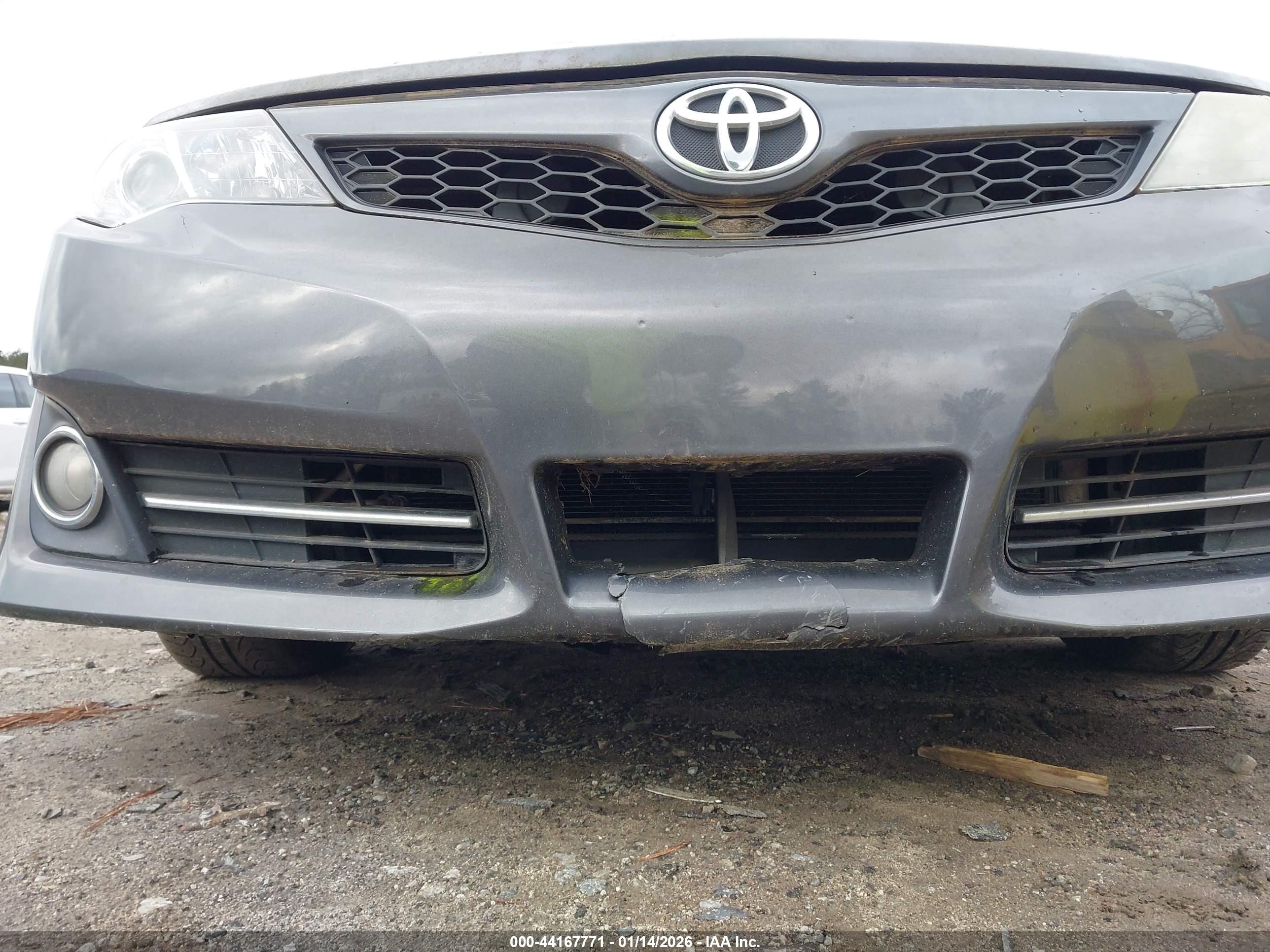 TOYOTA CAMRY image 6