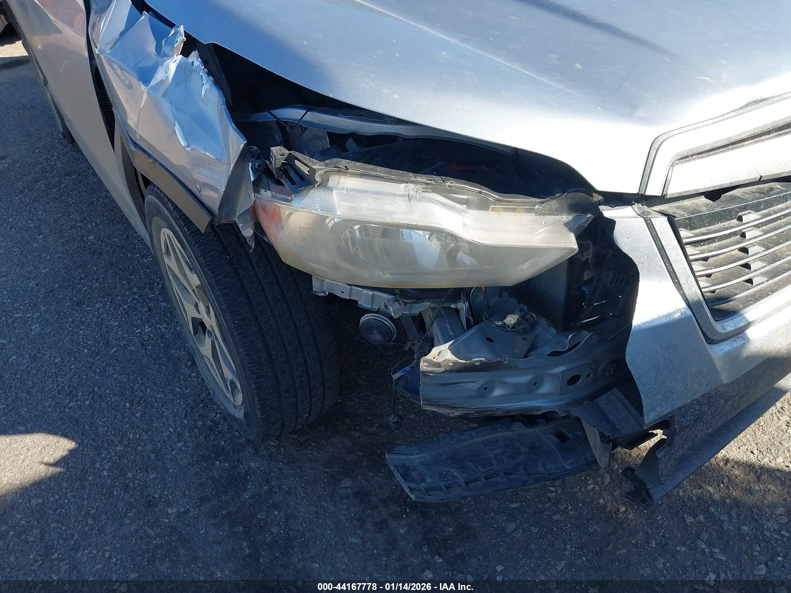 SUBARU FORESTER image 6