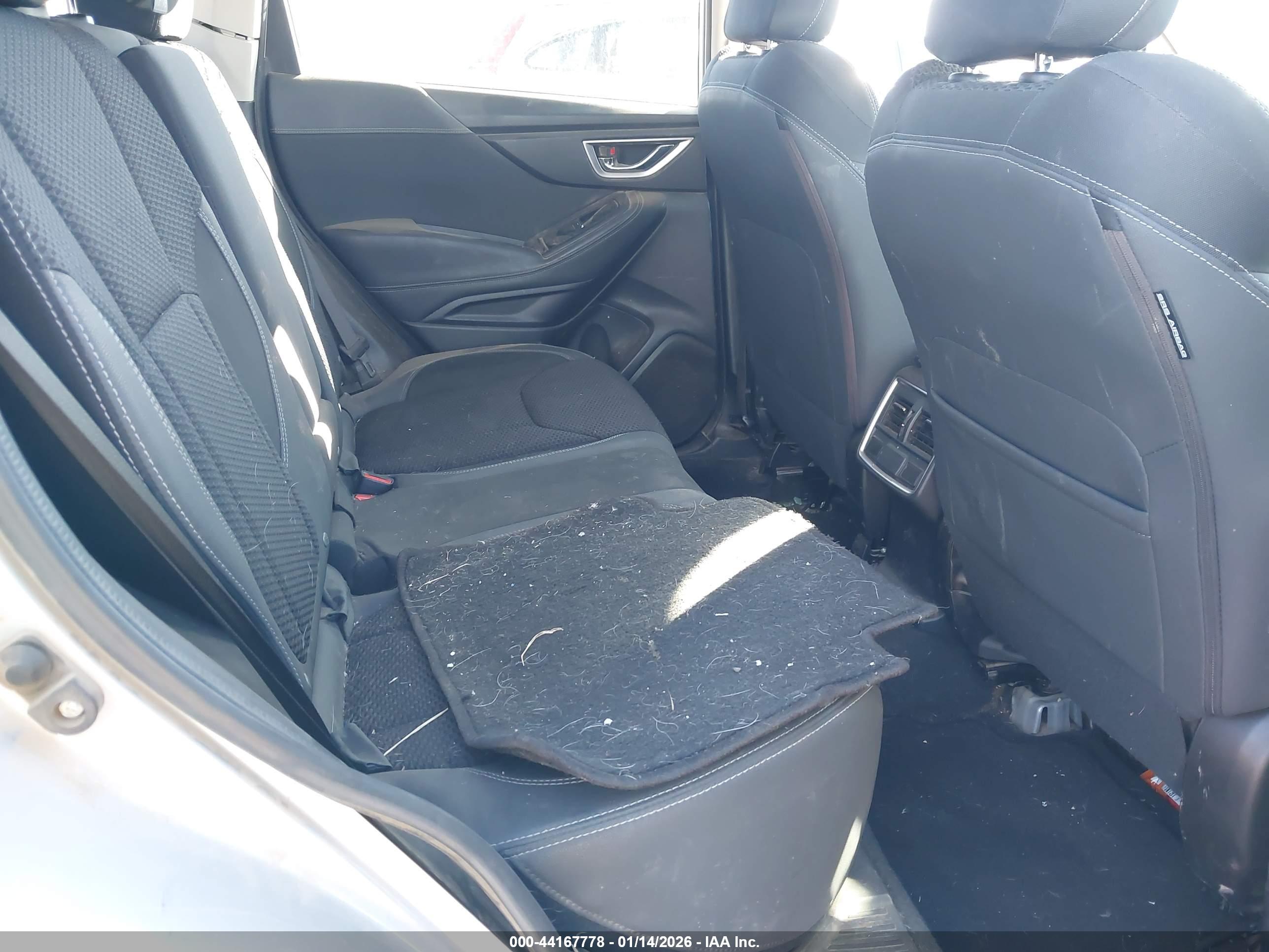 SUBARU FORESTER image 8