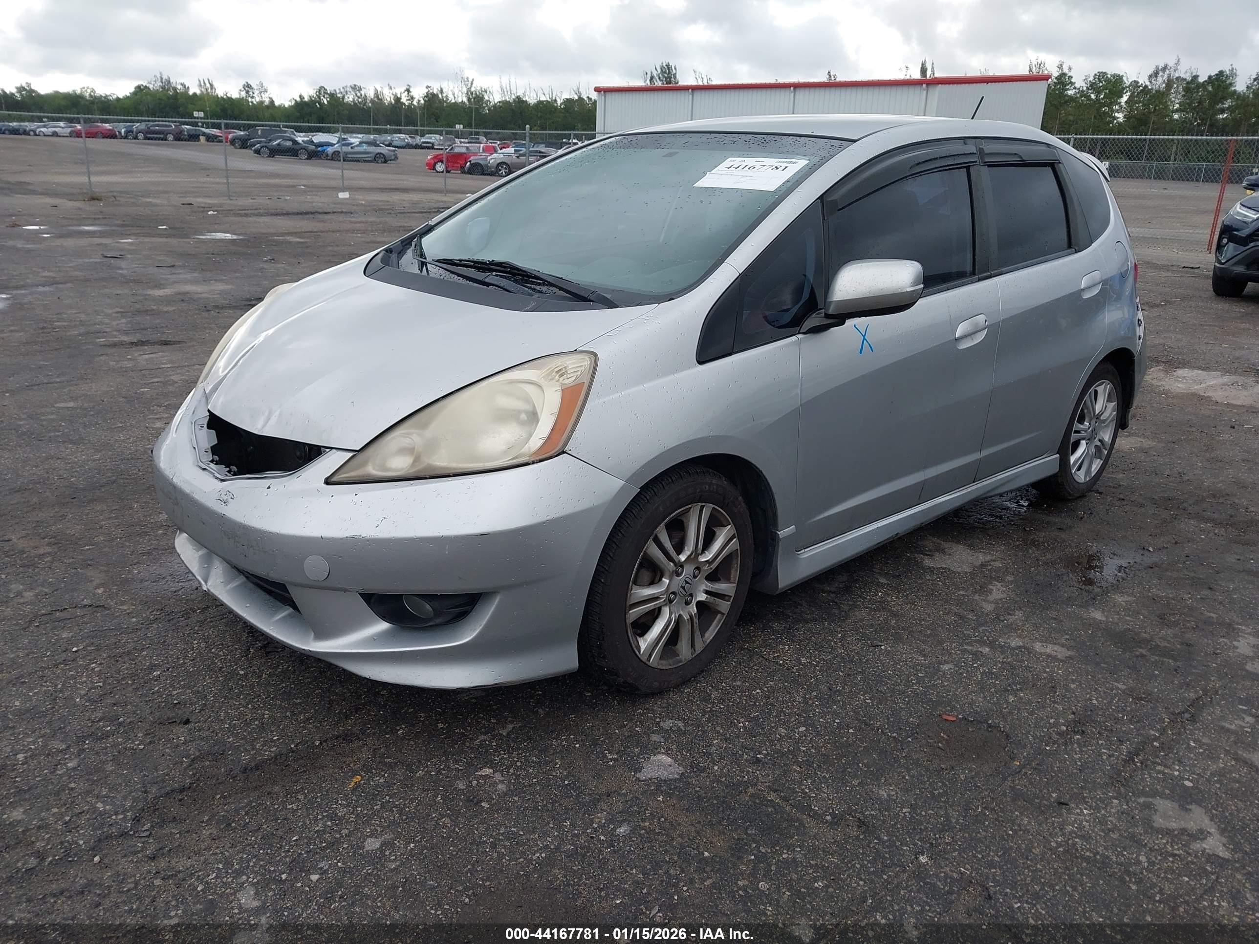 HONDA FIT image 2