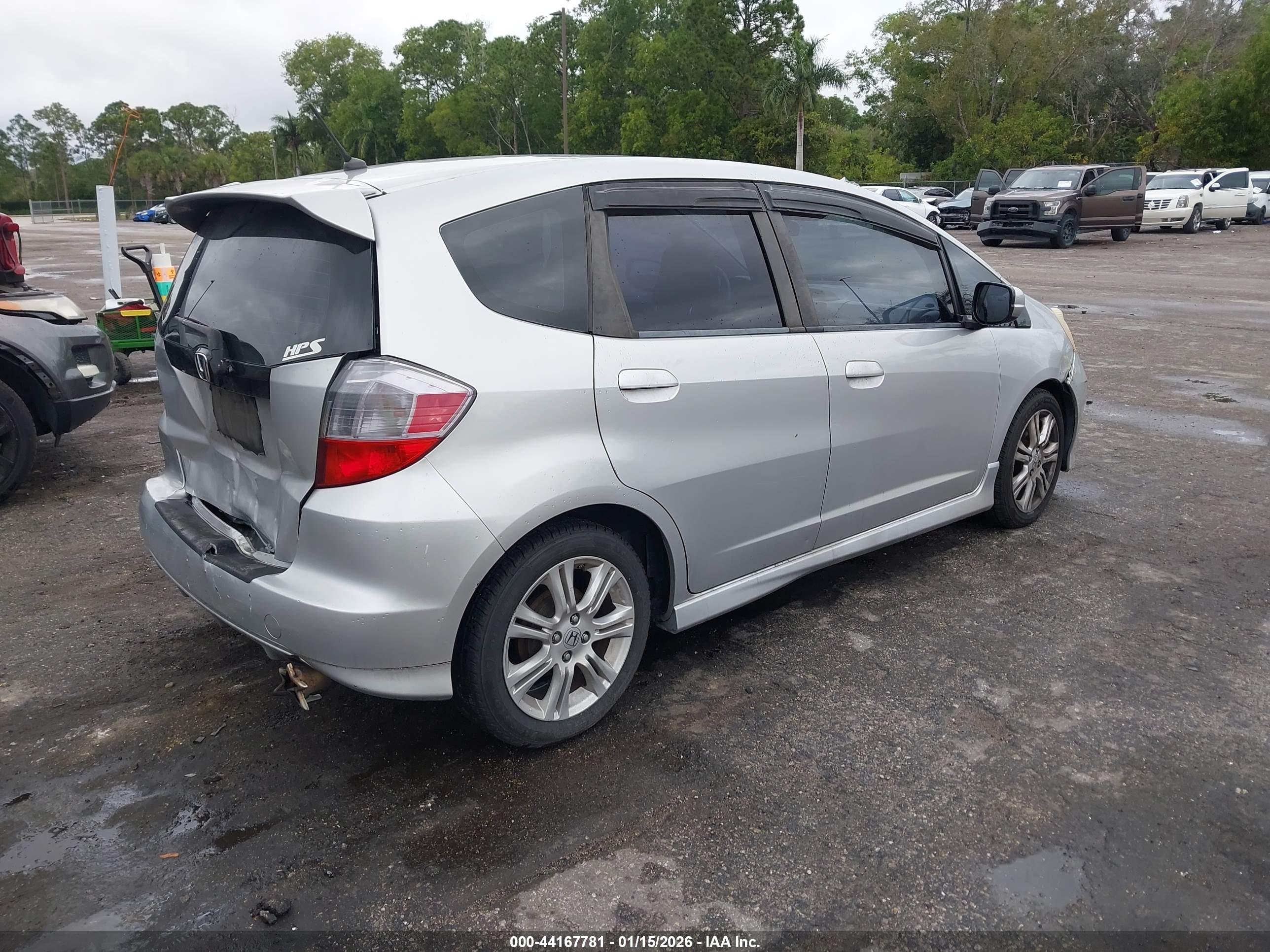 HONDA FIT image 4
