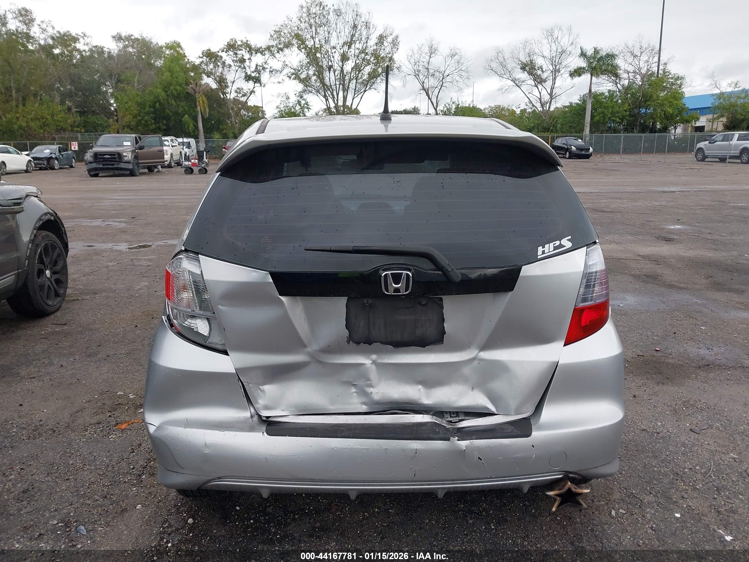 HONDA FIT image 6