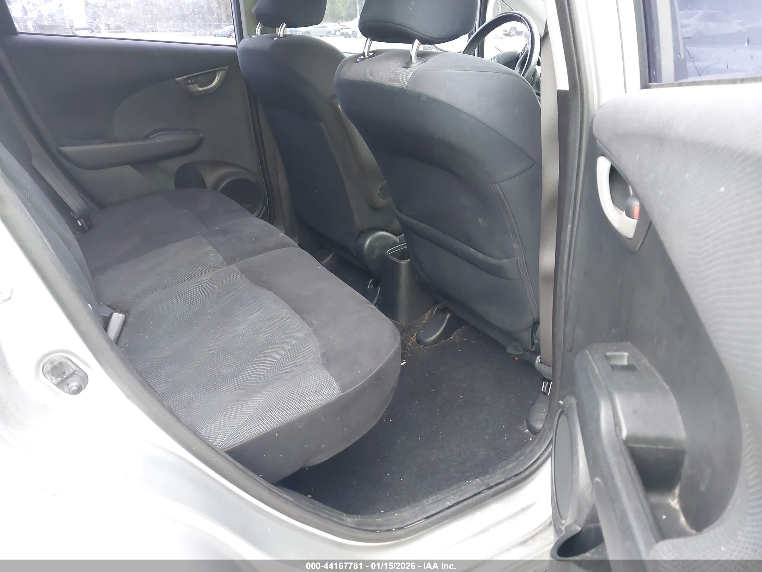 HONDA FIT image 8
