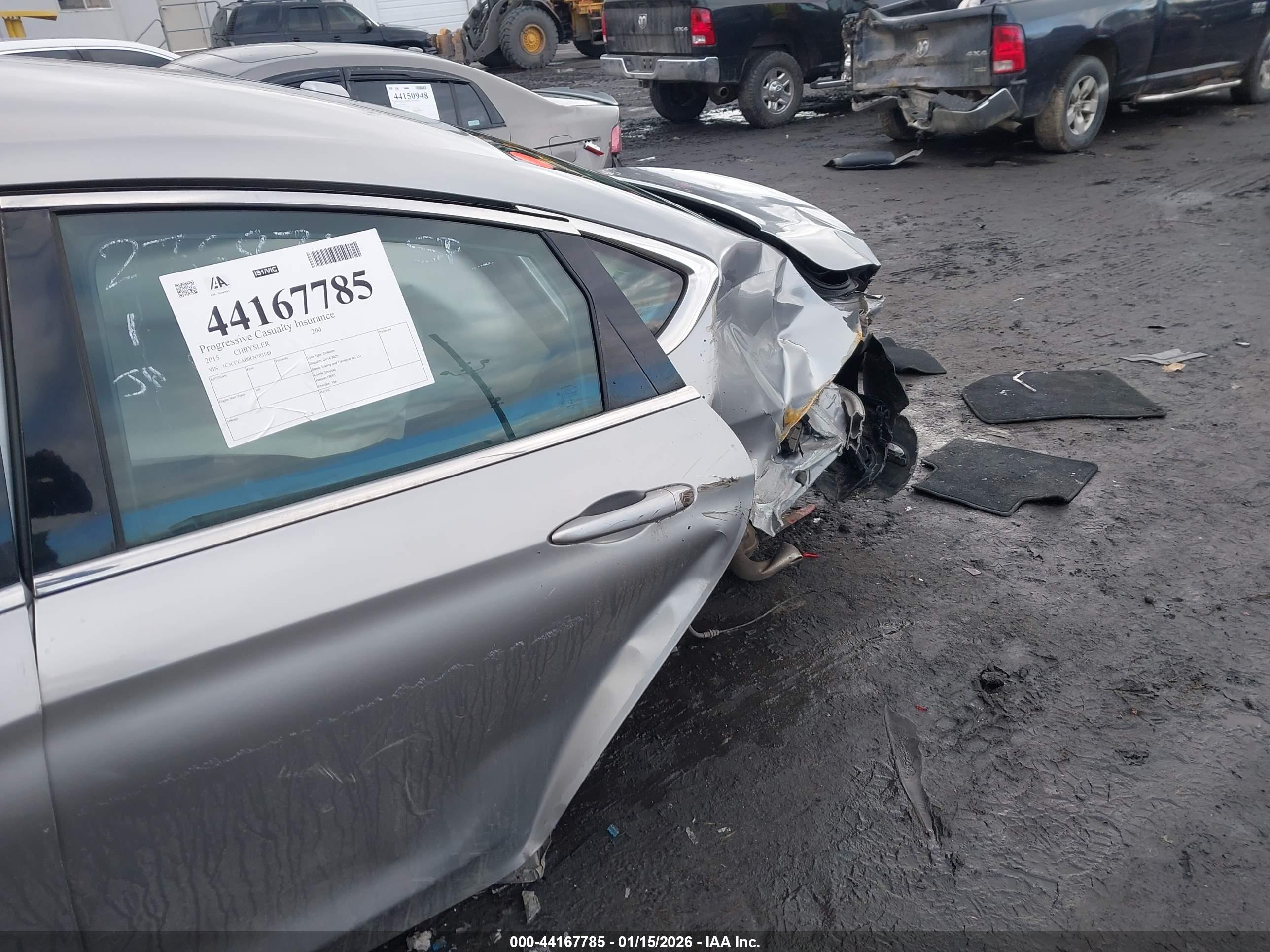 CHRYSLER 200 image 6