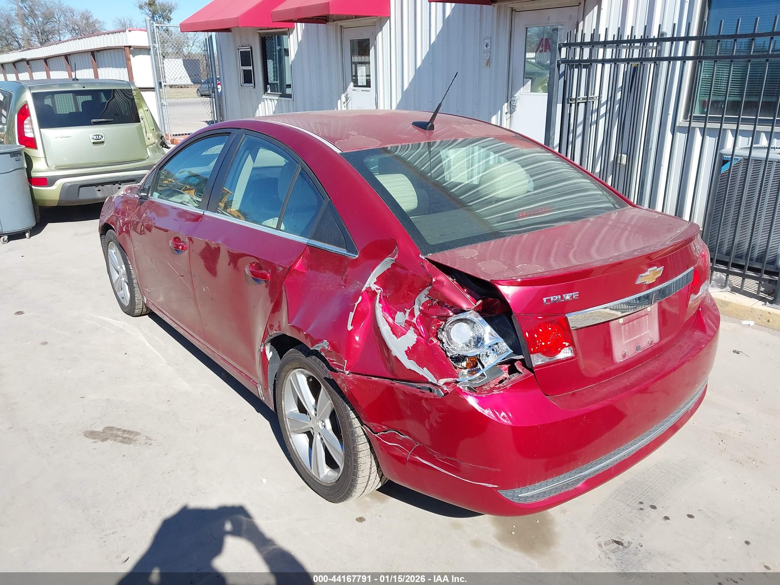 CHEVROLET CRUZE image 3
