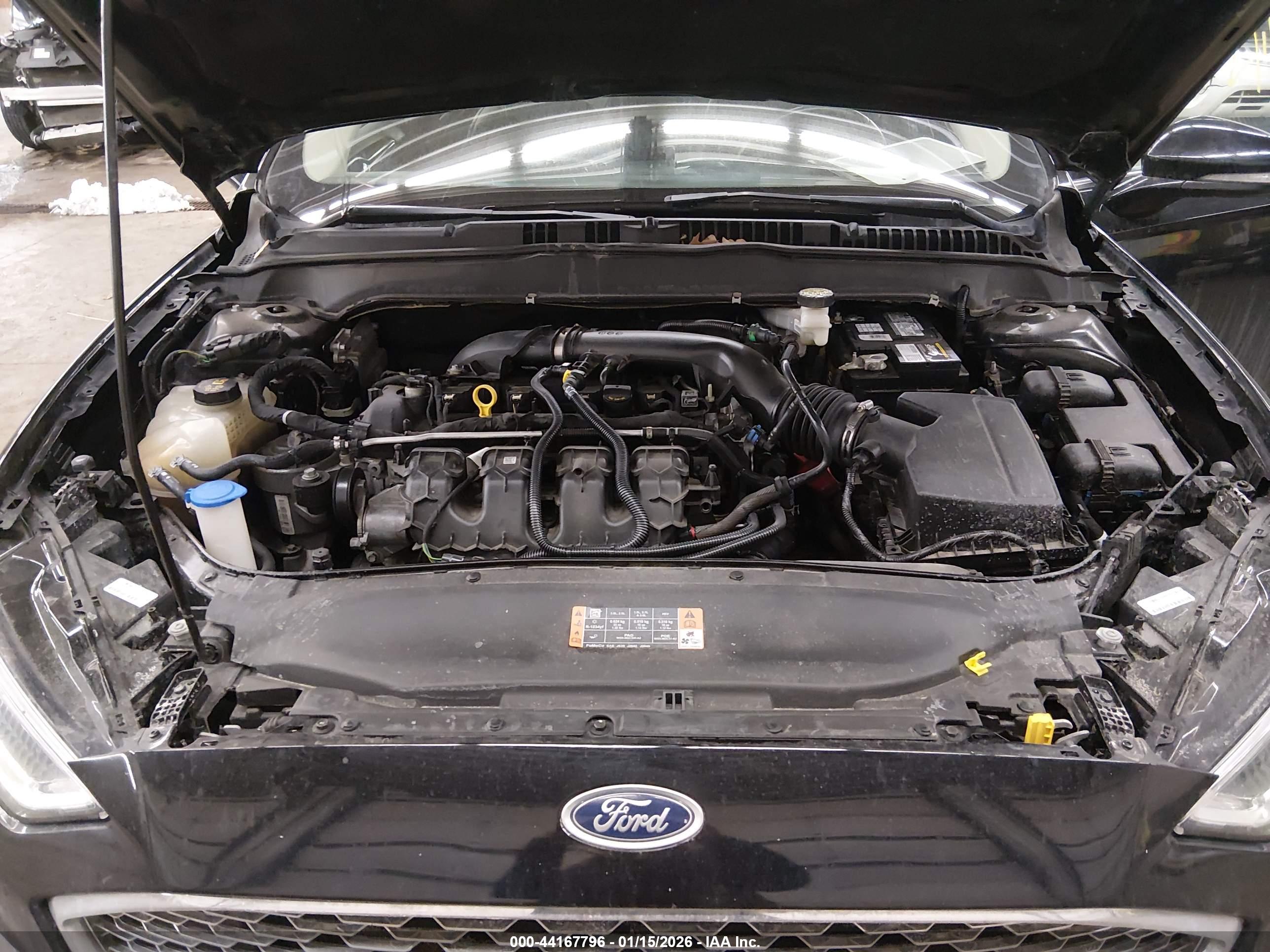 FORD FUSION image 10