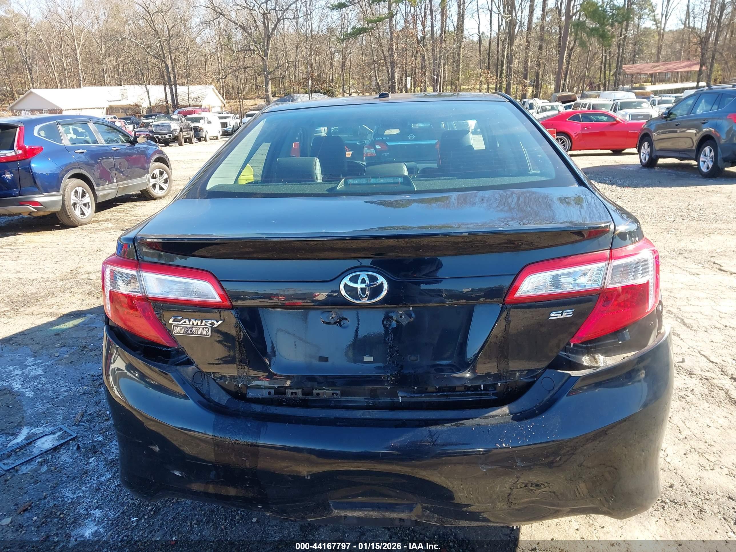 TOYOTA CAMRY image 6