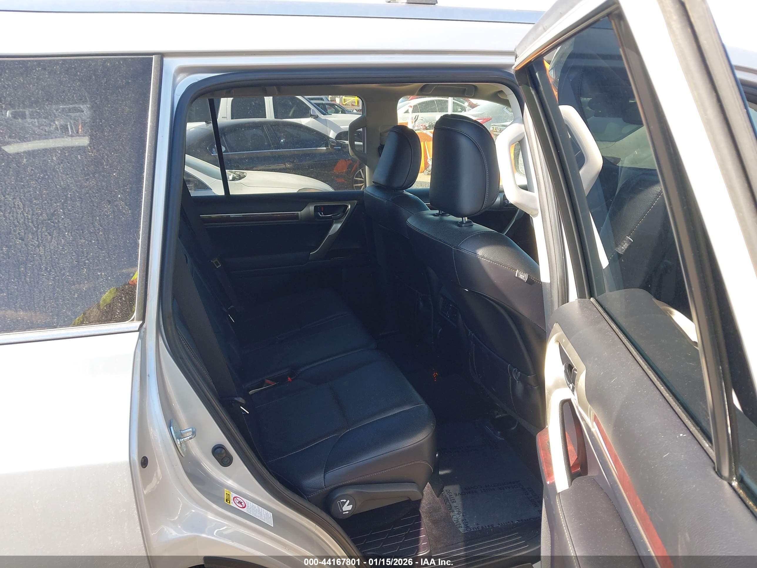 LEXUS GX image 8
