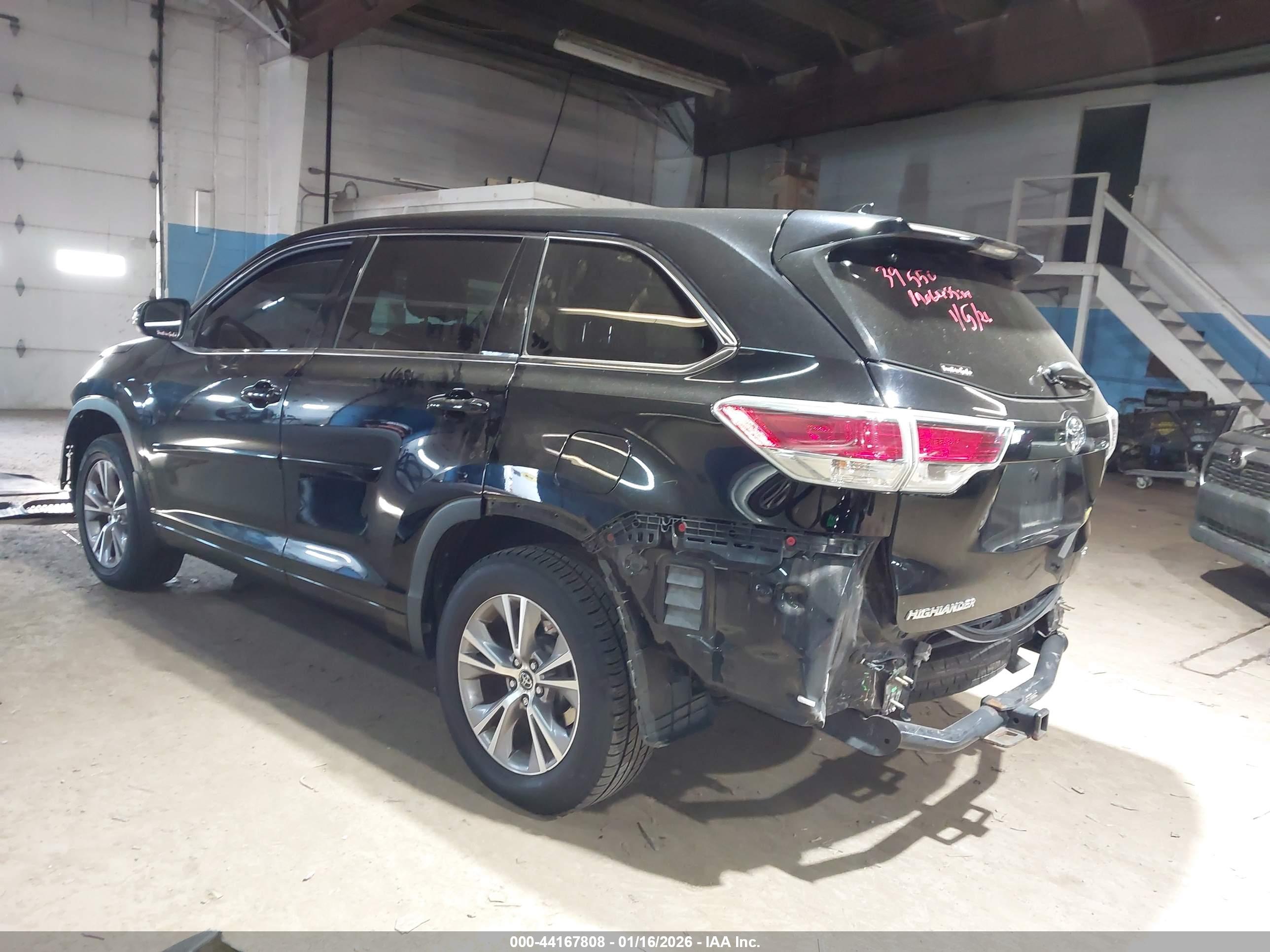 TOYOTA HIGHLANDER image 3