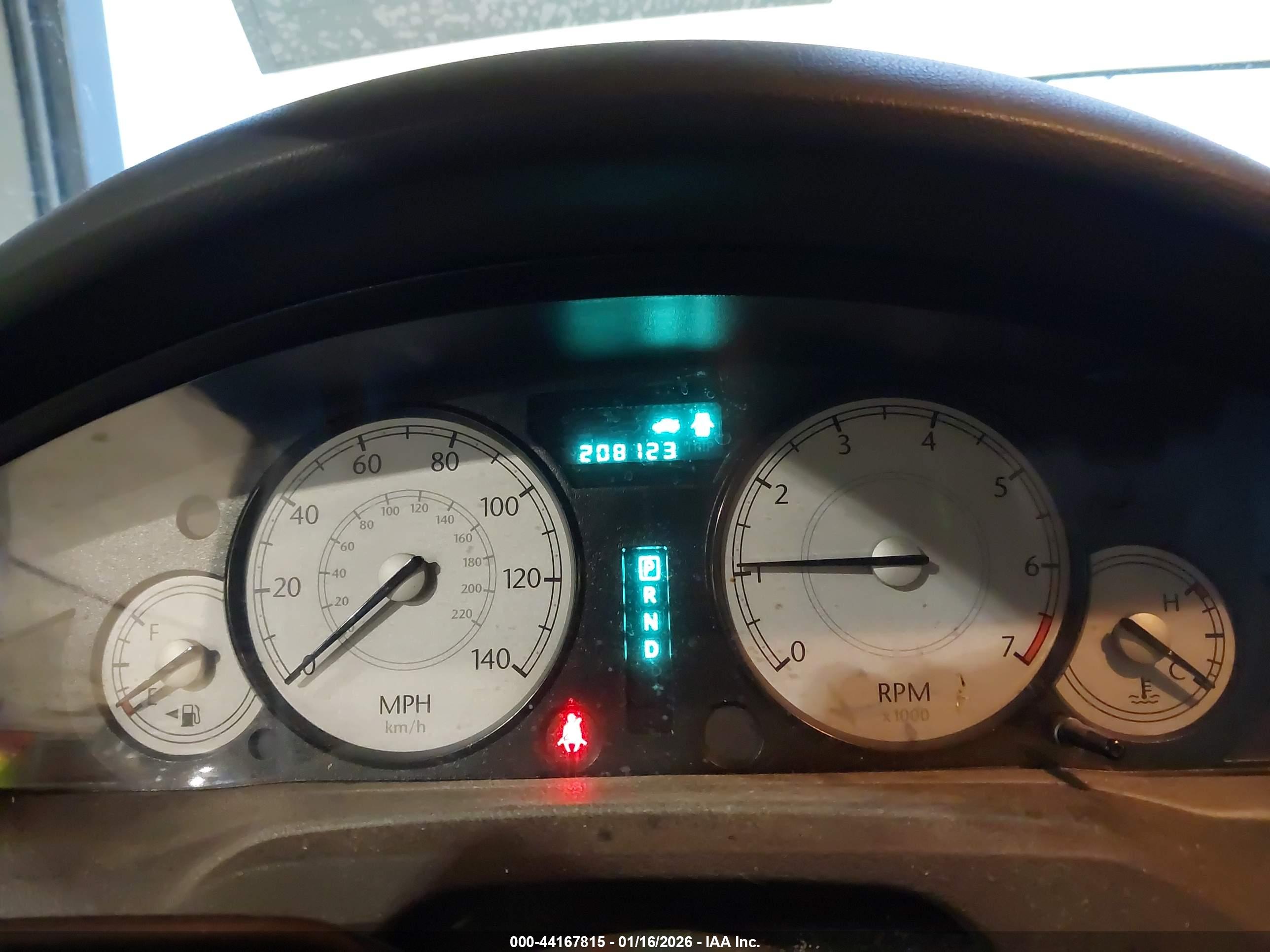 CHRYSLER 300 image 7