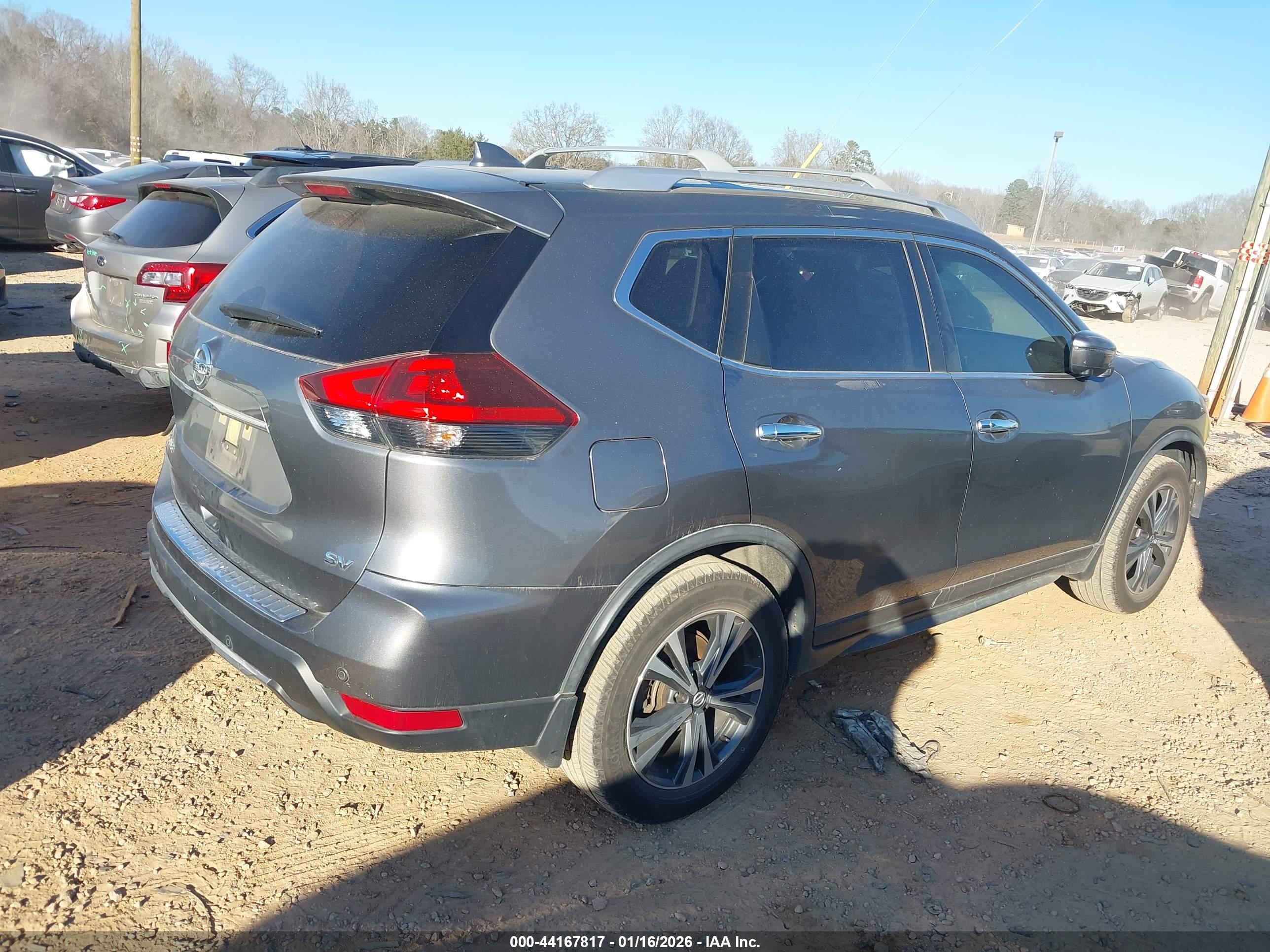 NISSAN ROGUE image 4