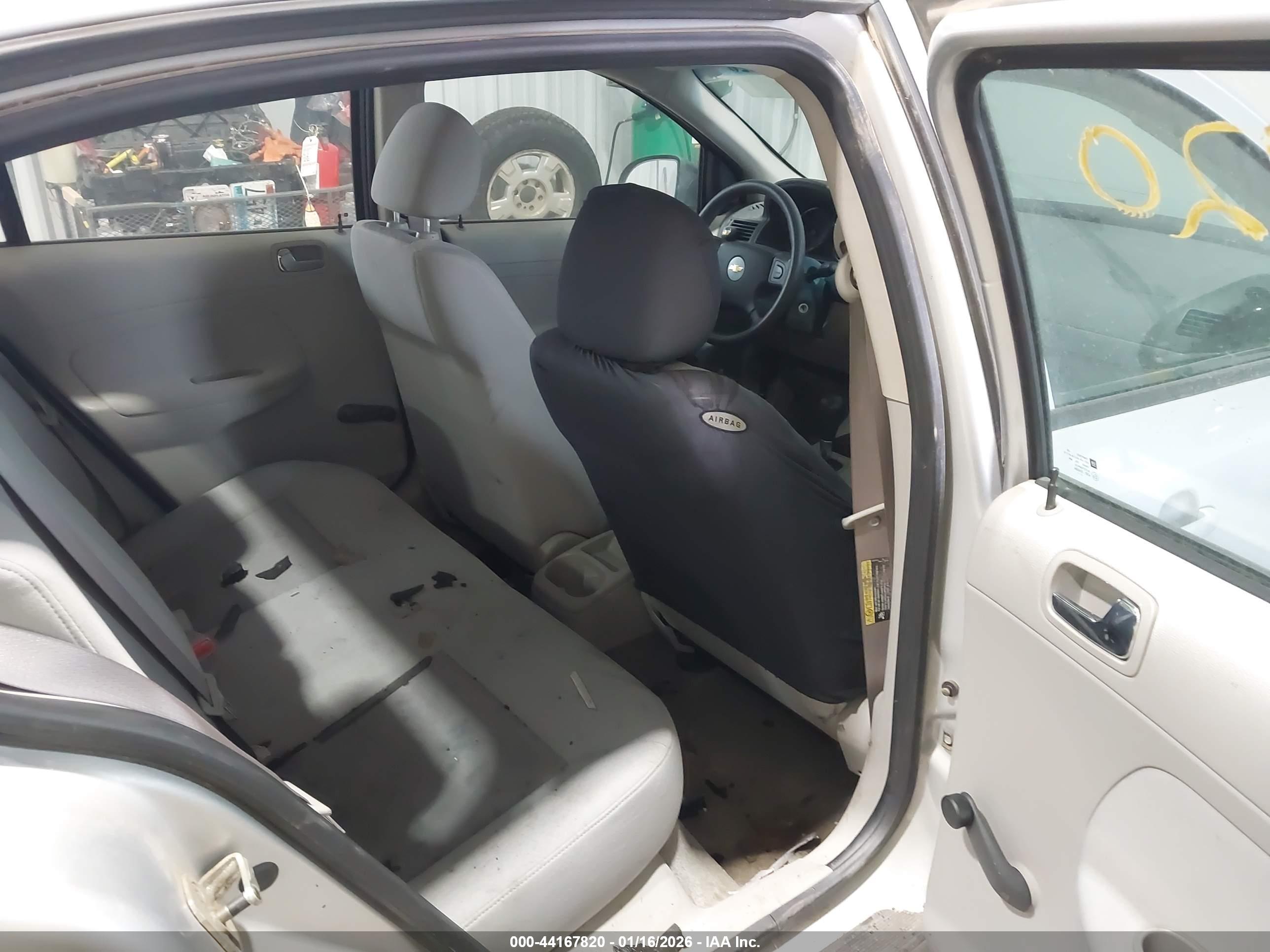 CHEVROLET COBALT image 8