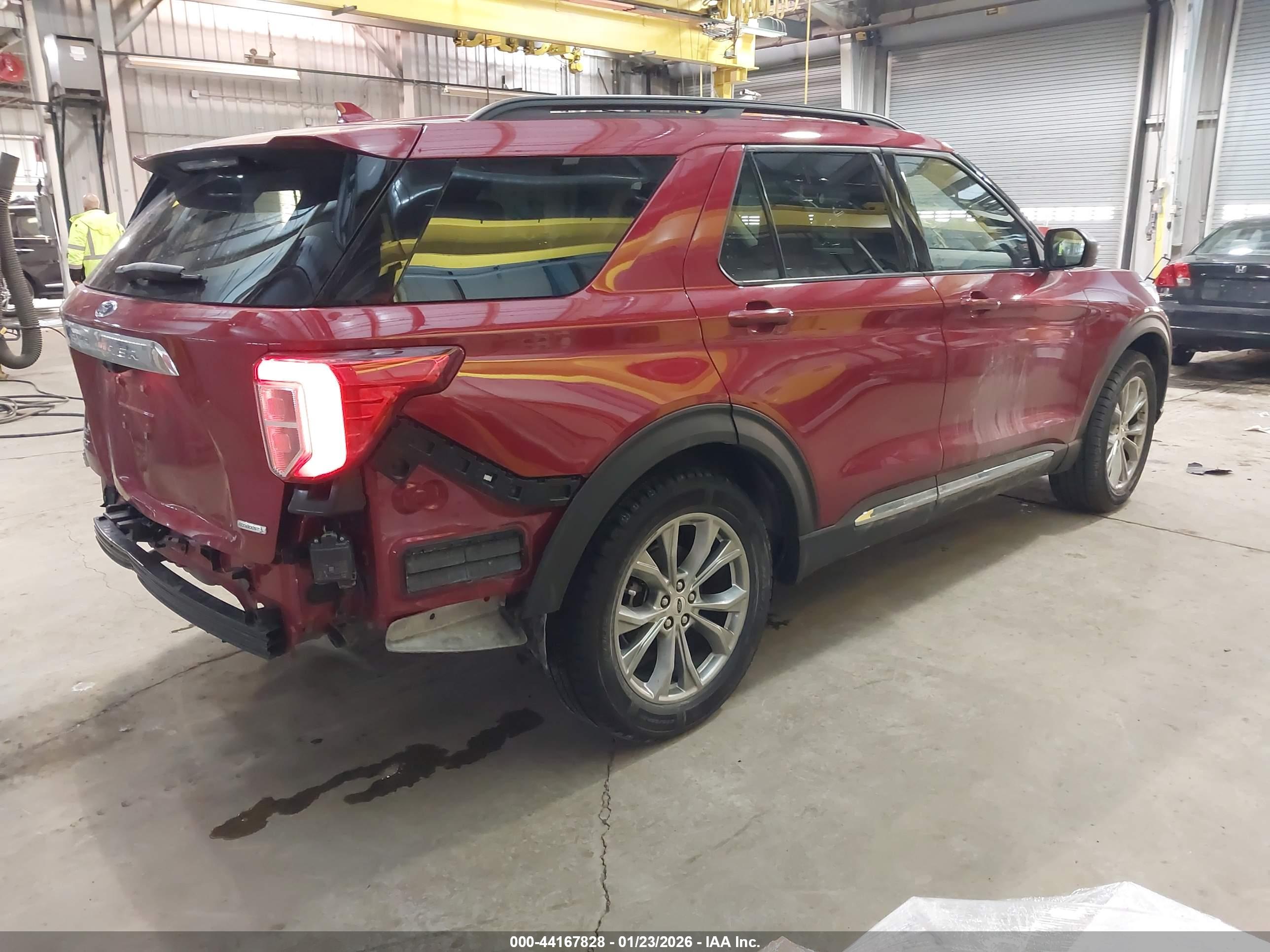 FORD EXPLORER image 4