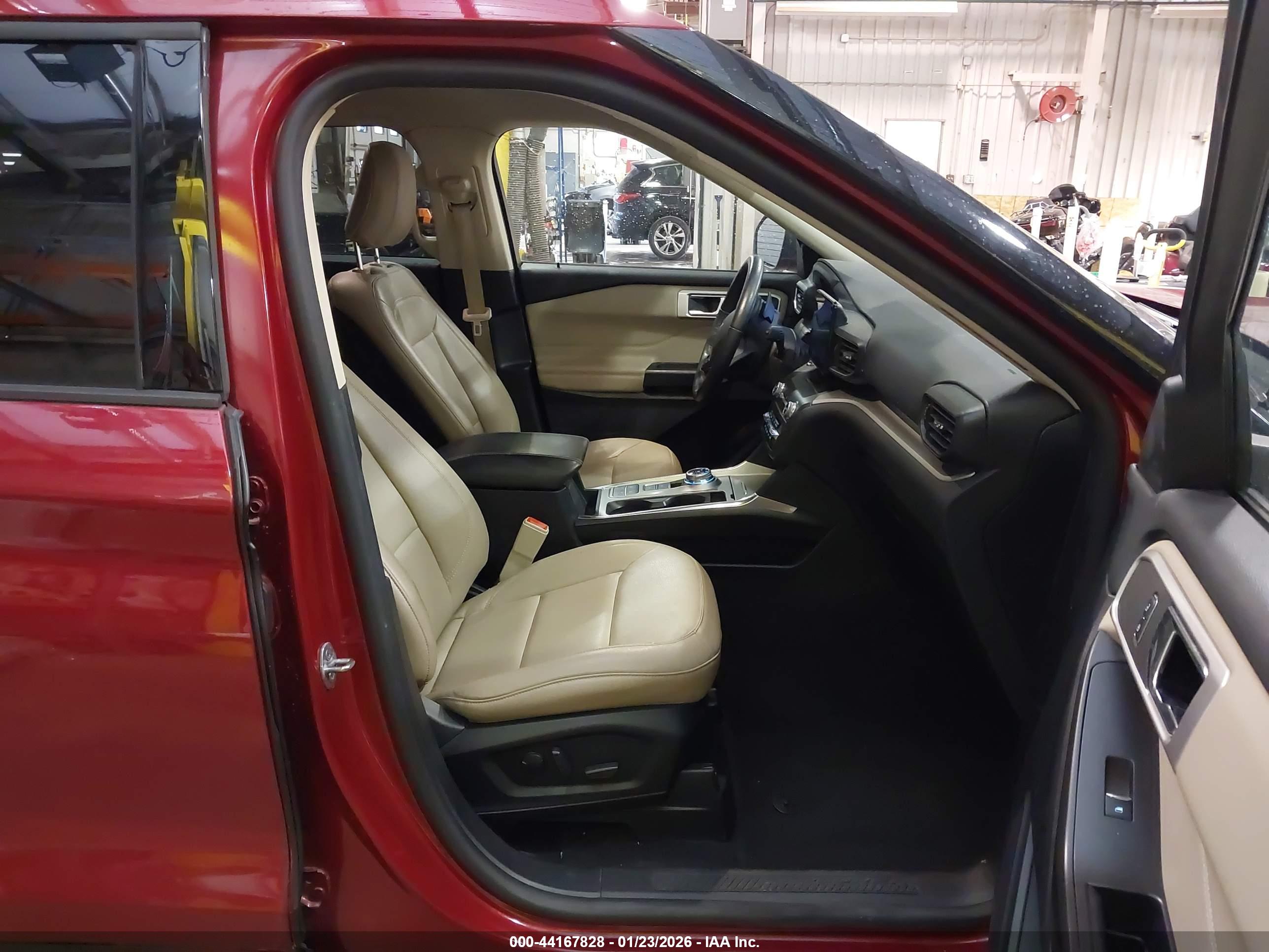 FORD EXPLORER image 5