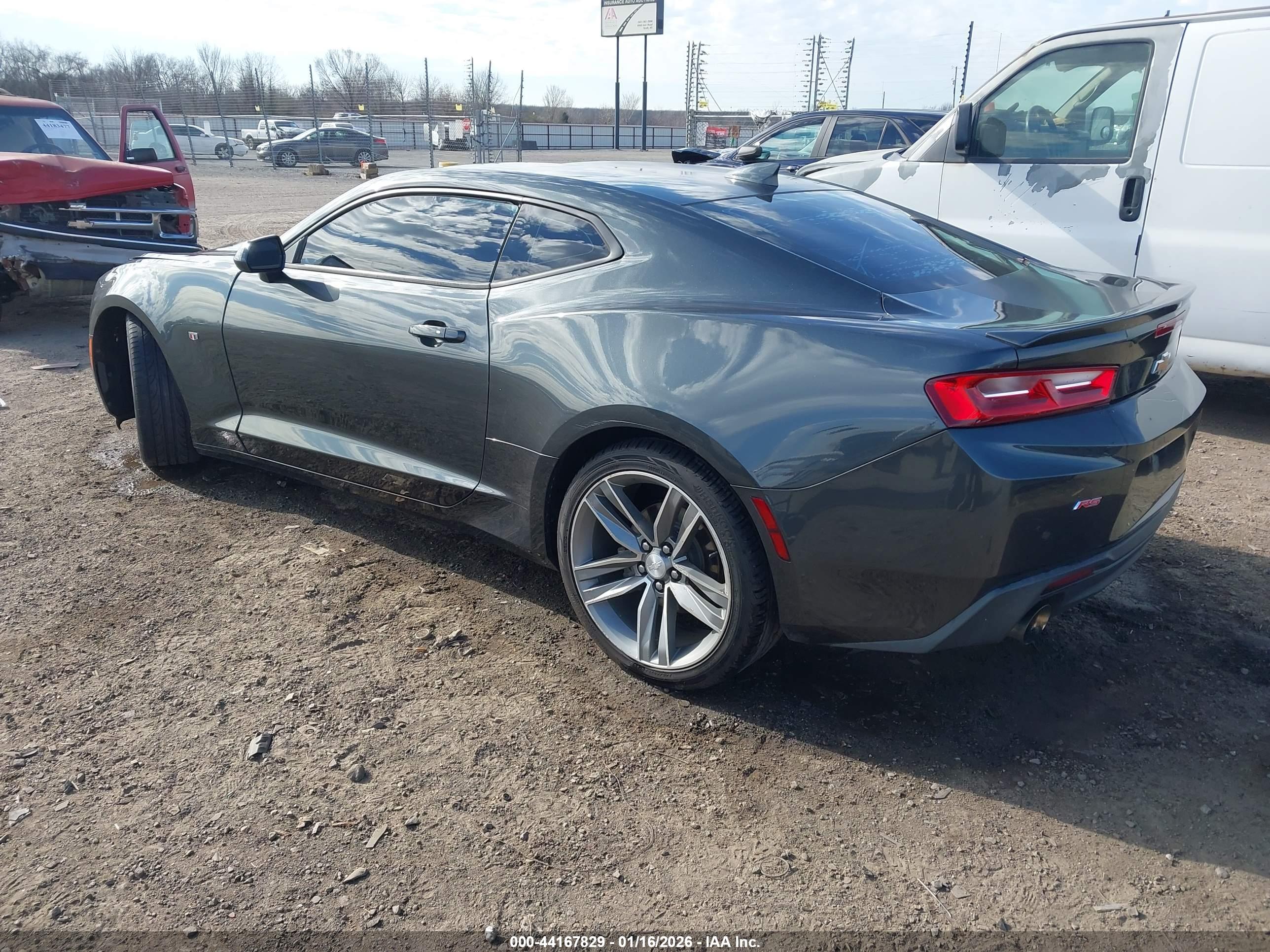CHEVROLET CAMARO image 3