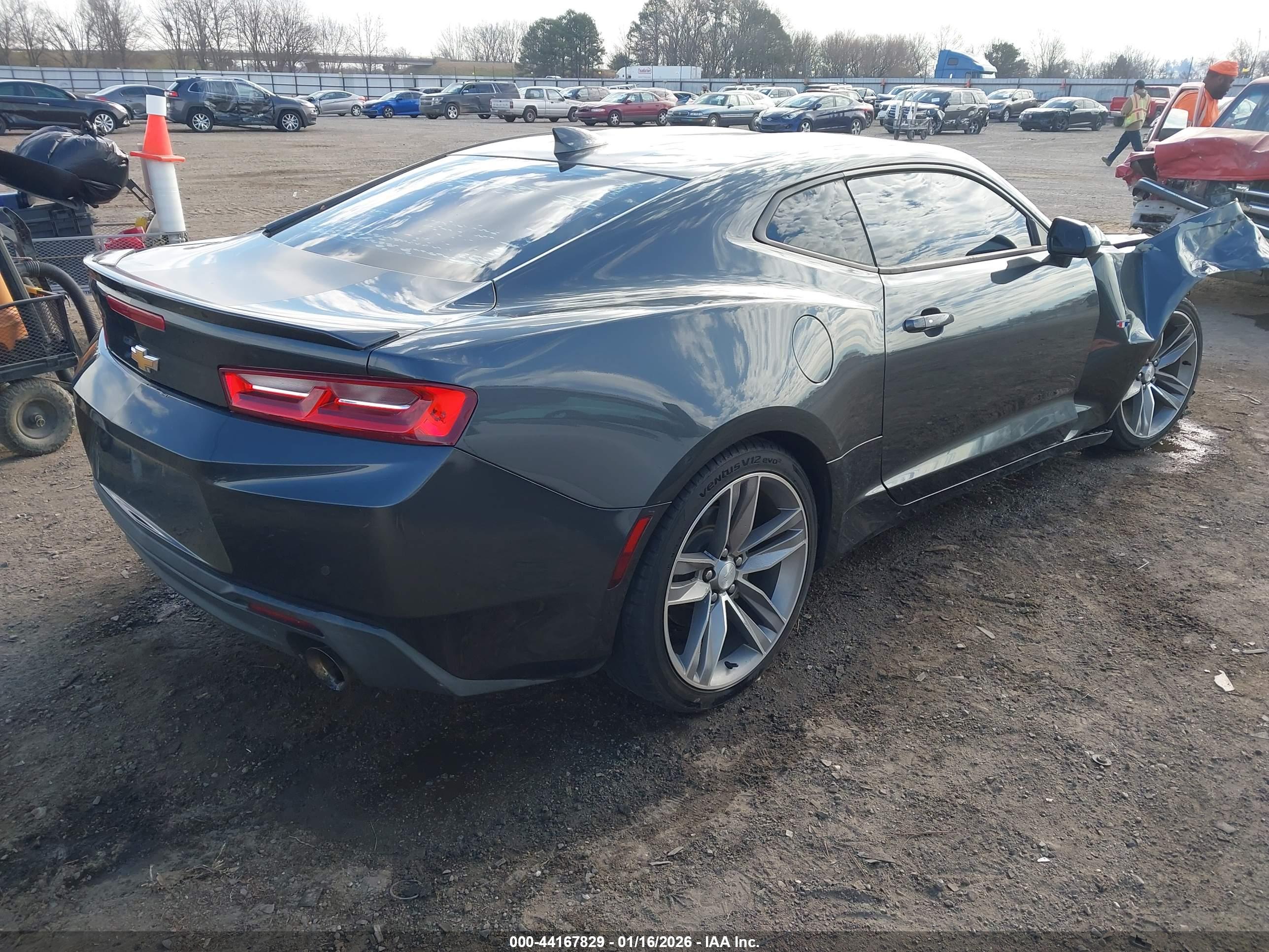 CHEVROLET CAMARO image 4