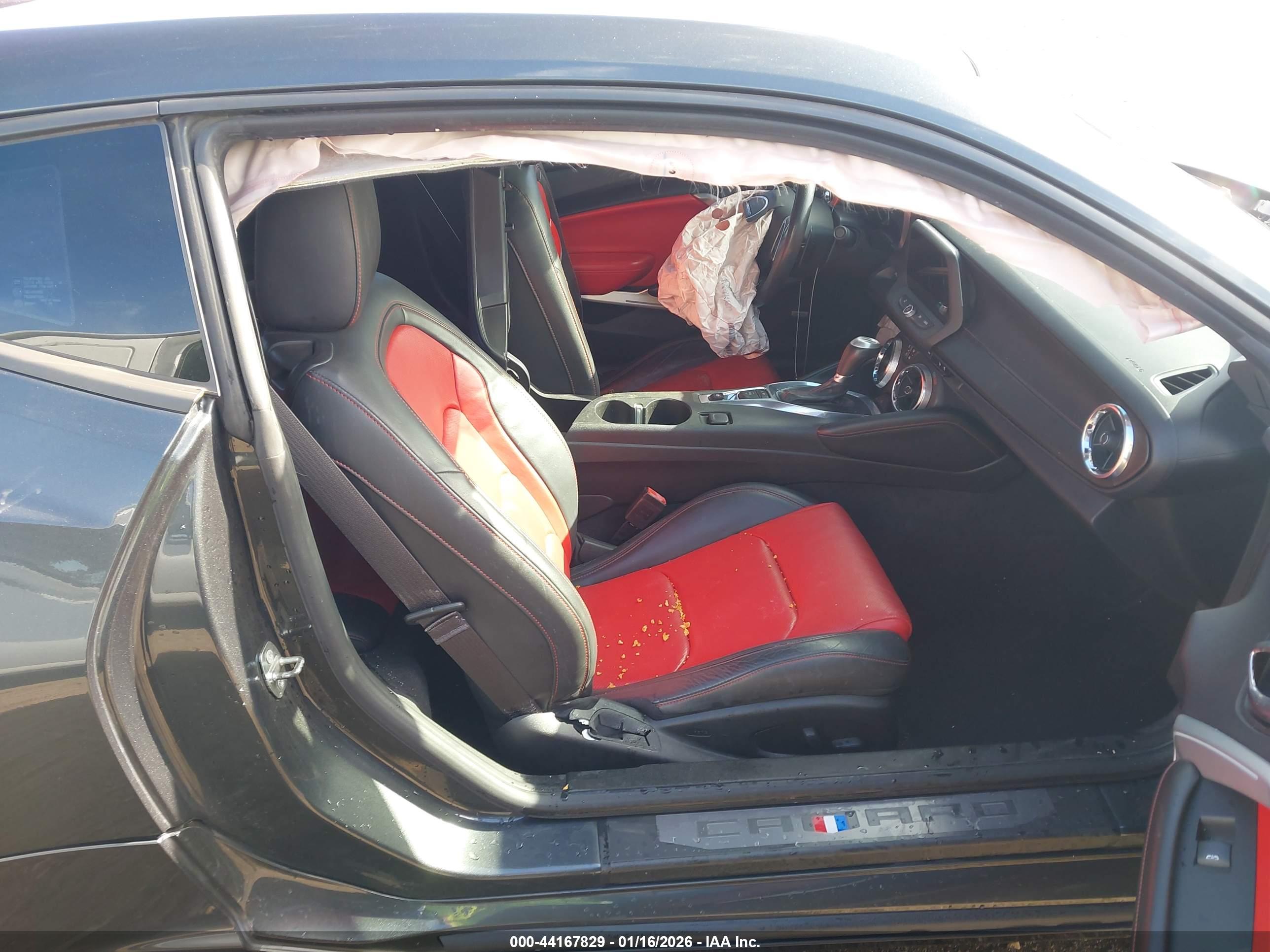 CHEVROLET CAMARO image 5
