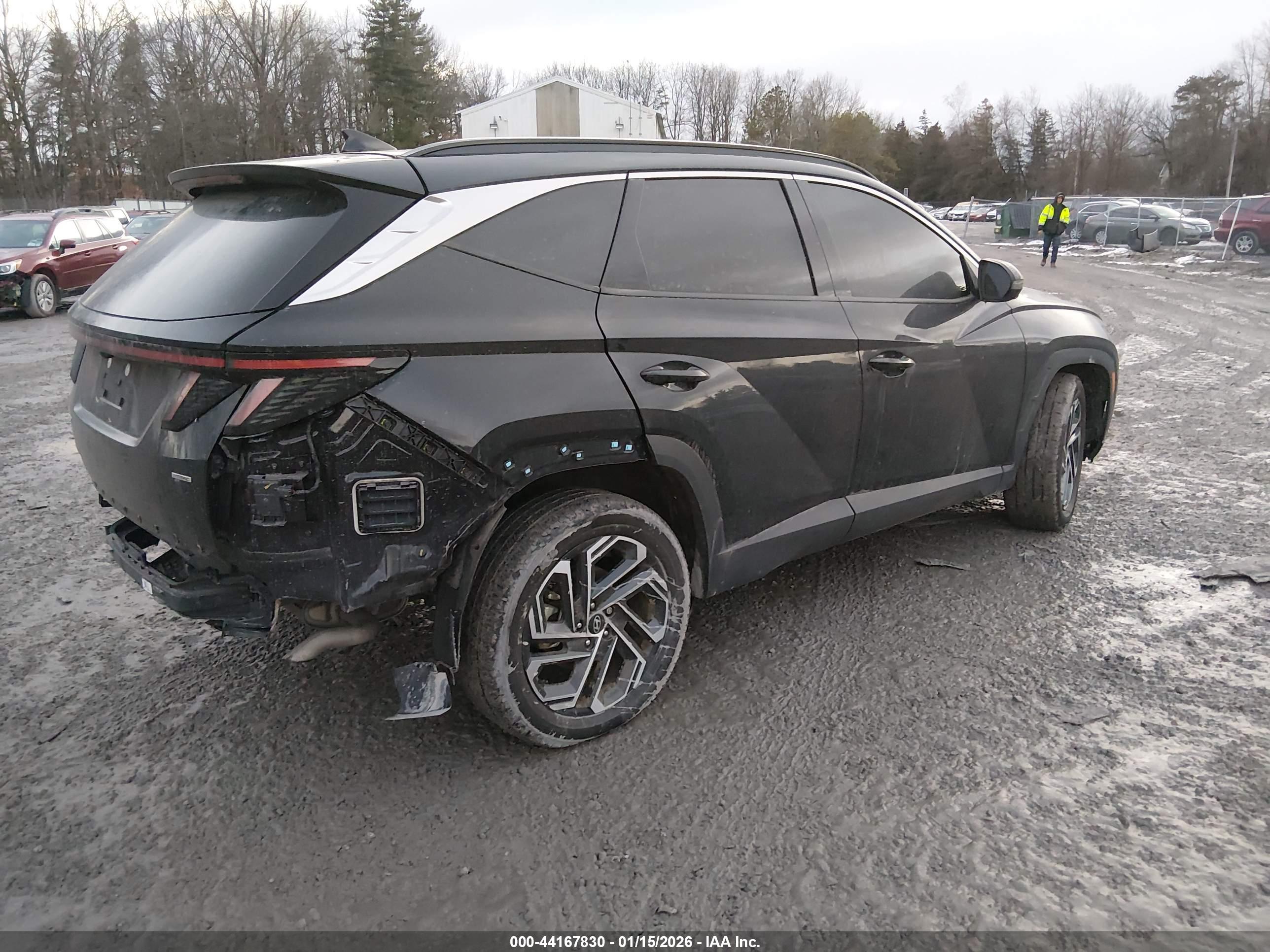 HYUNDAI TUCSON image 4