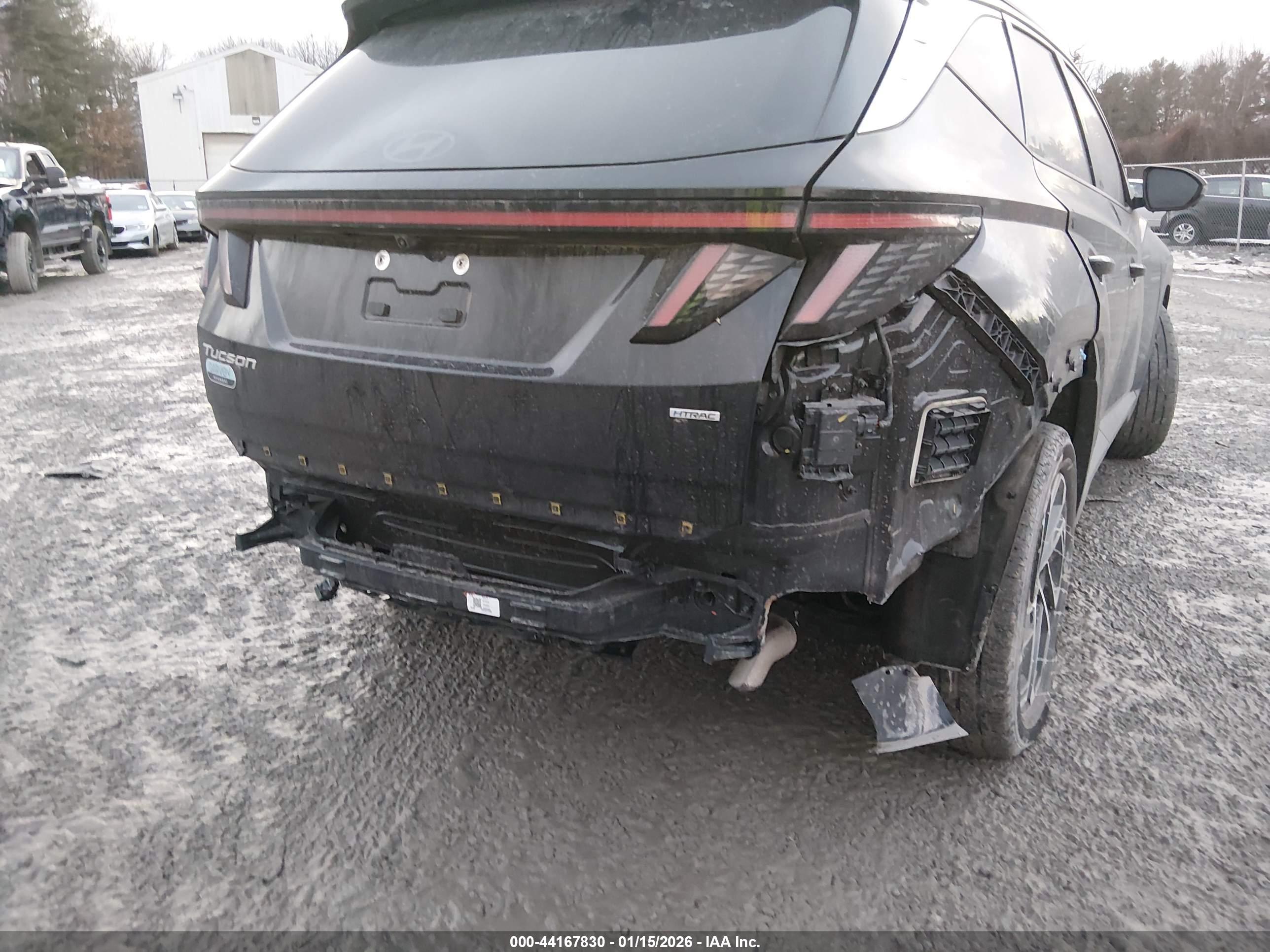 HYUNDAI TUCSON image 6