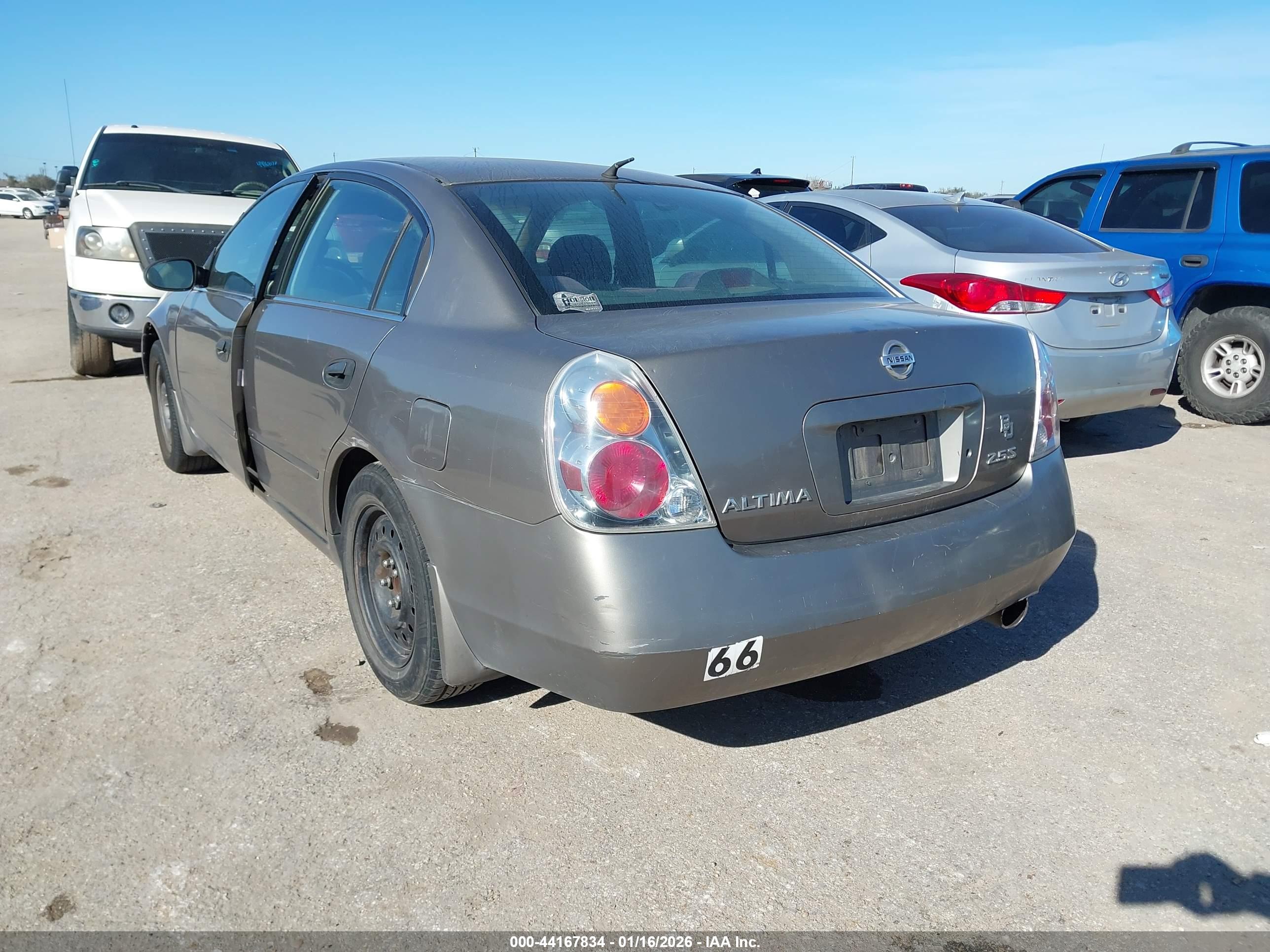 NISSAN ALTIMA image 3
