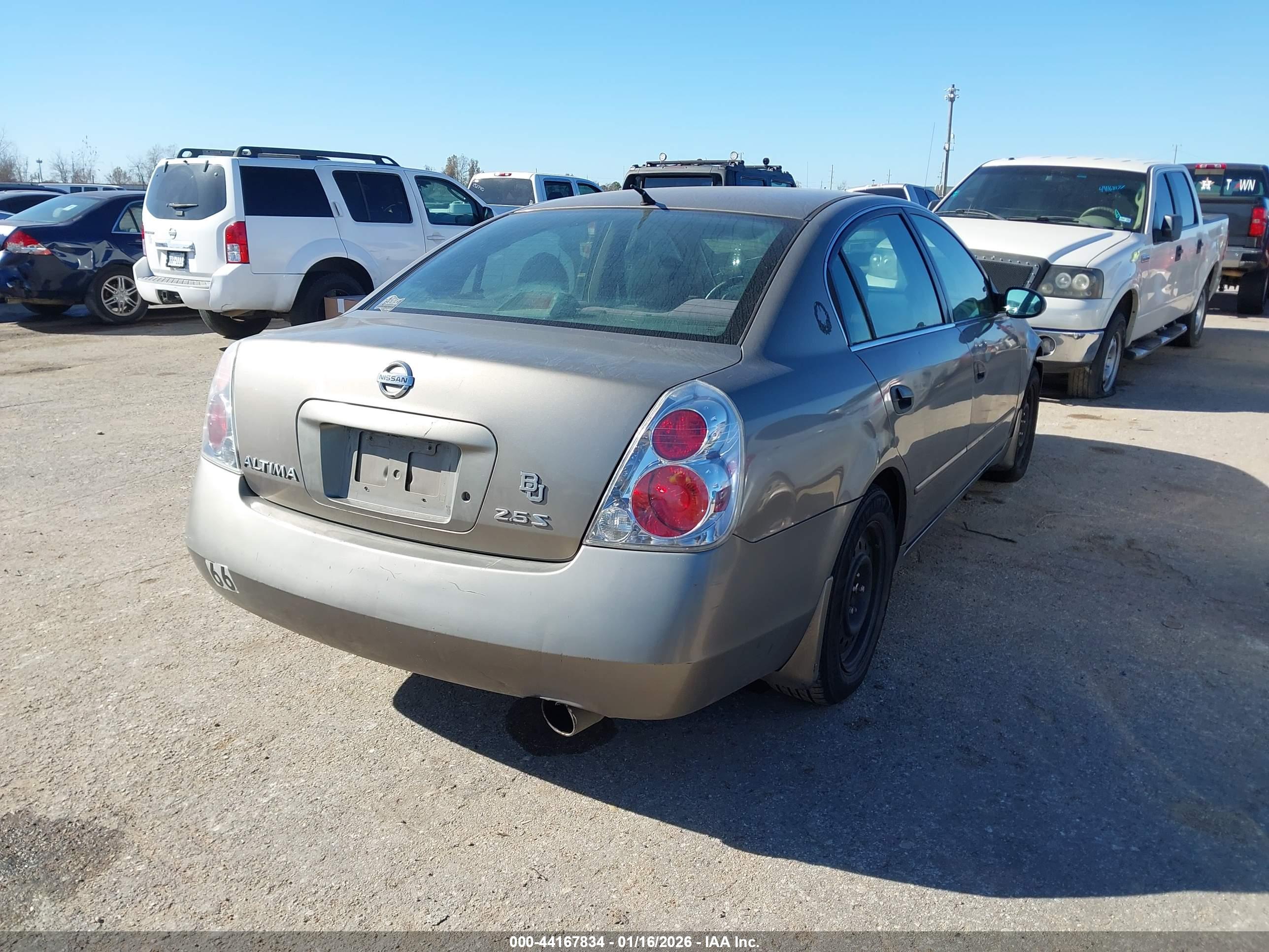 NISSAN ALTIMA image 4