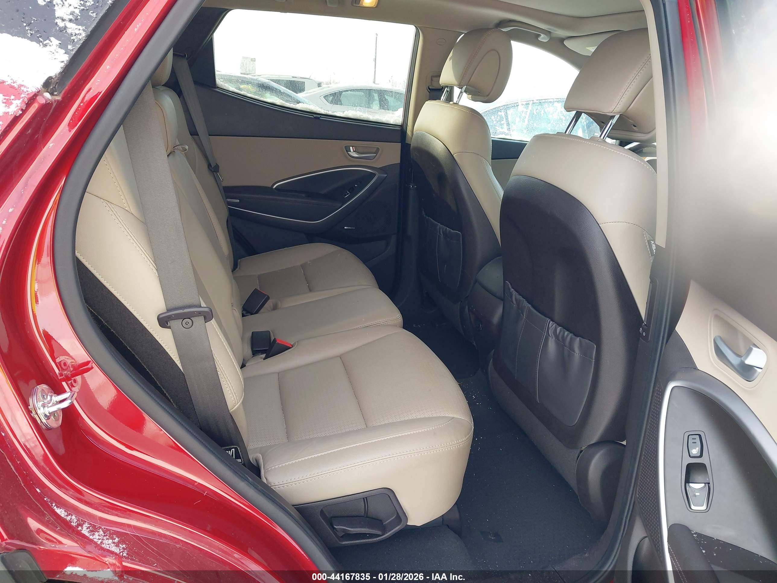HYUNDAI SANTA image 8