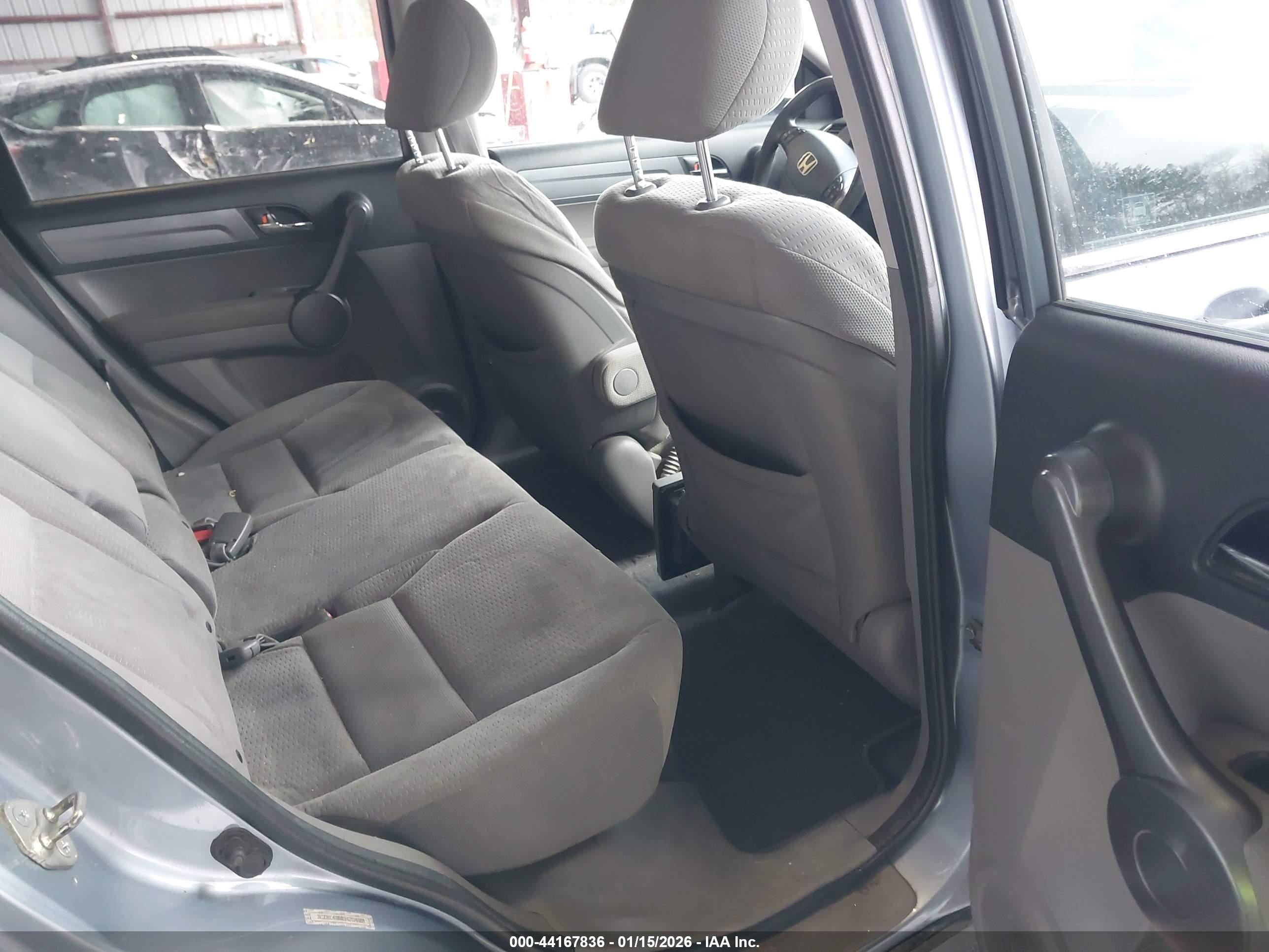 HONDA CR-V image 8