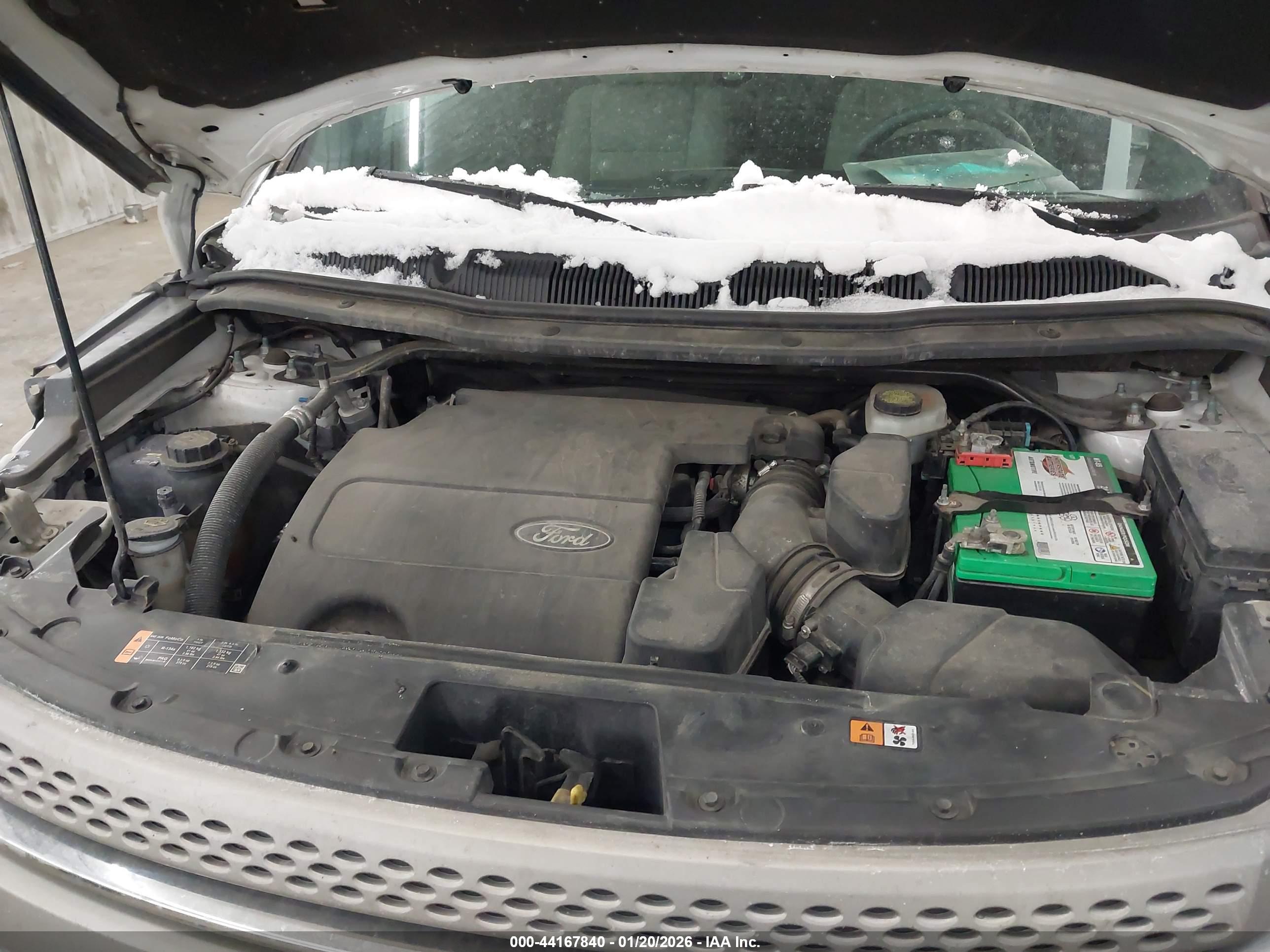 FORD EXPLORER image 10