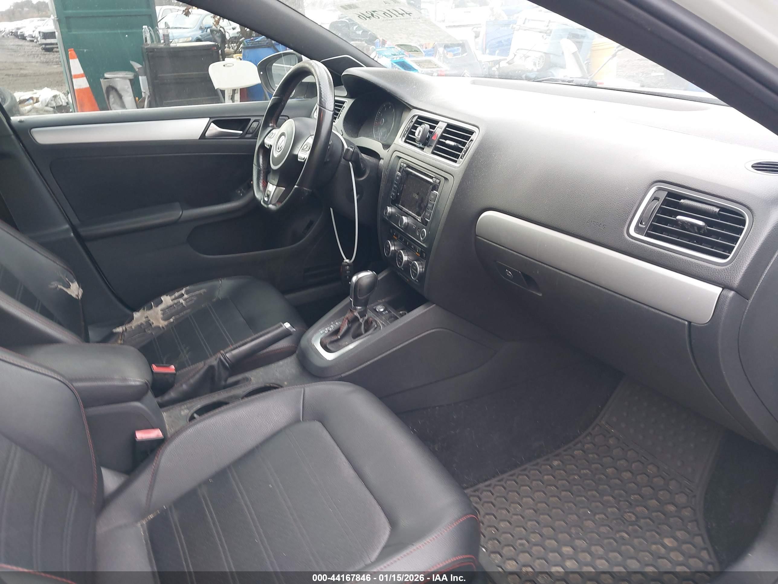 VOLKSWAGEN JETTA image 5