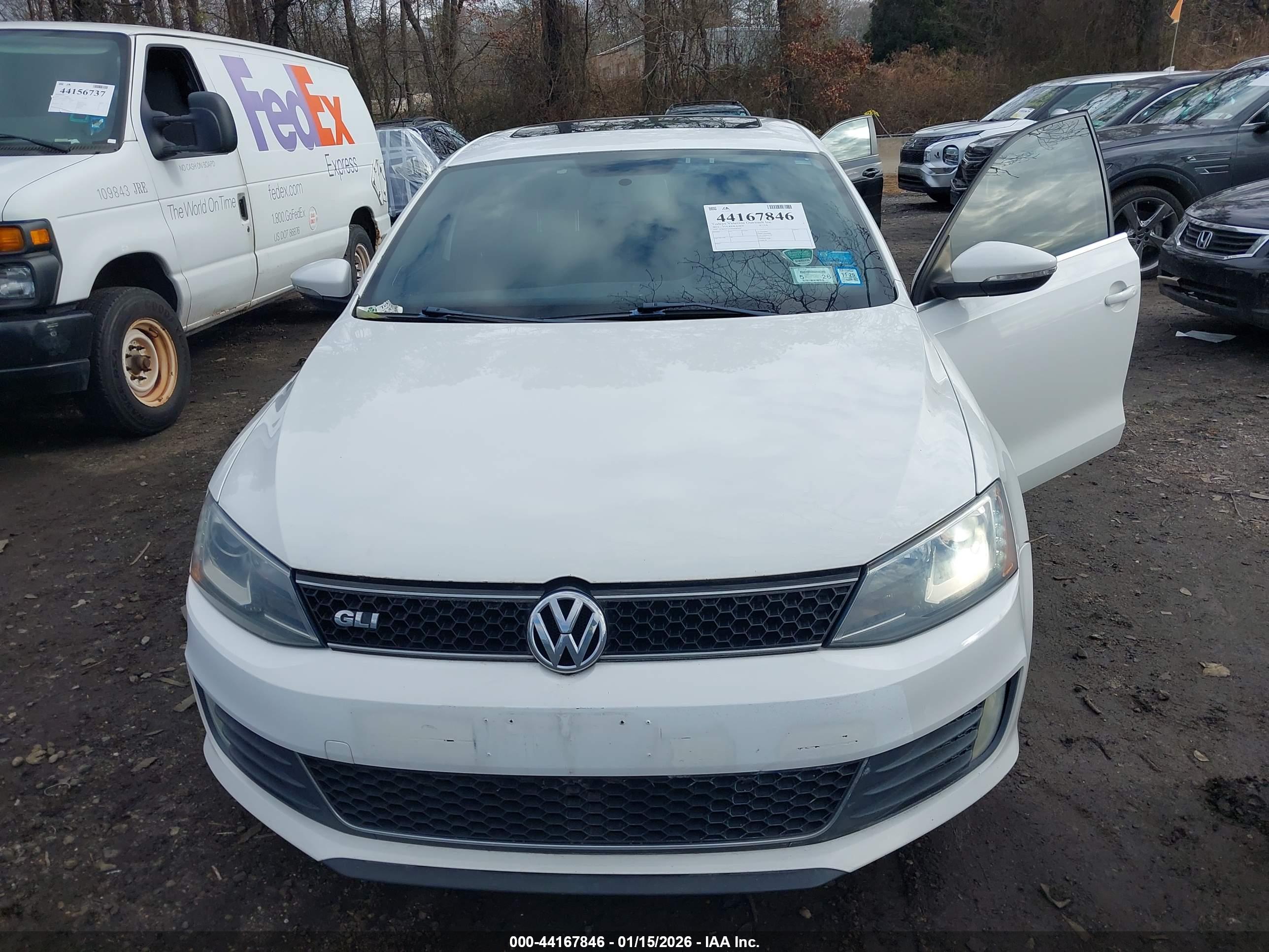 VOLKSWAGEN JETTA image 6