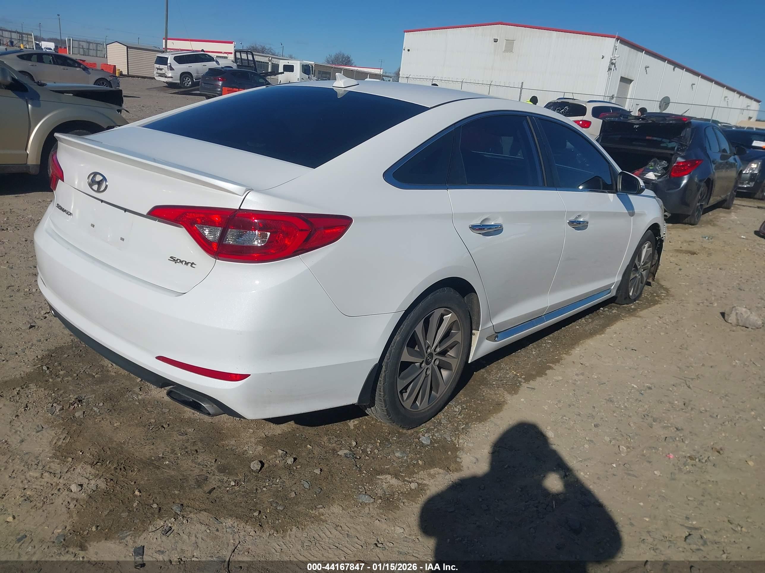 HYUNDAI SONATA image 4