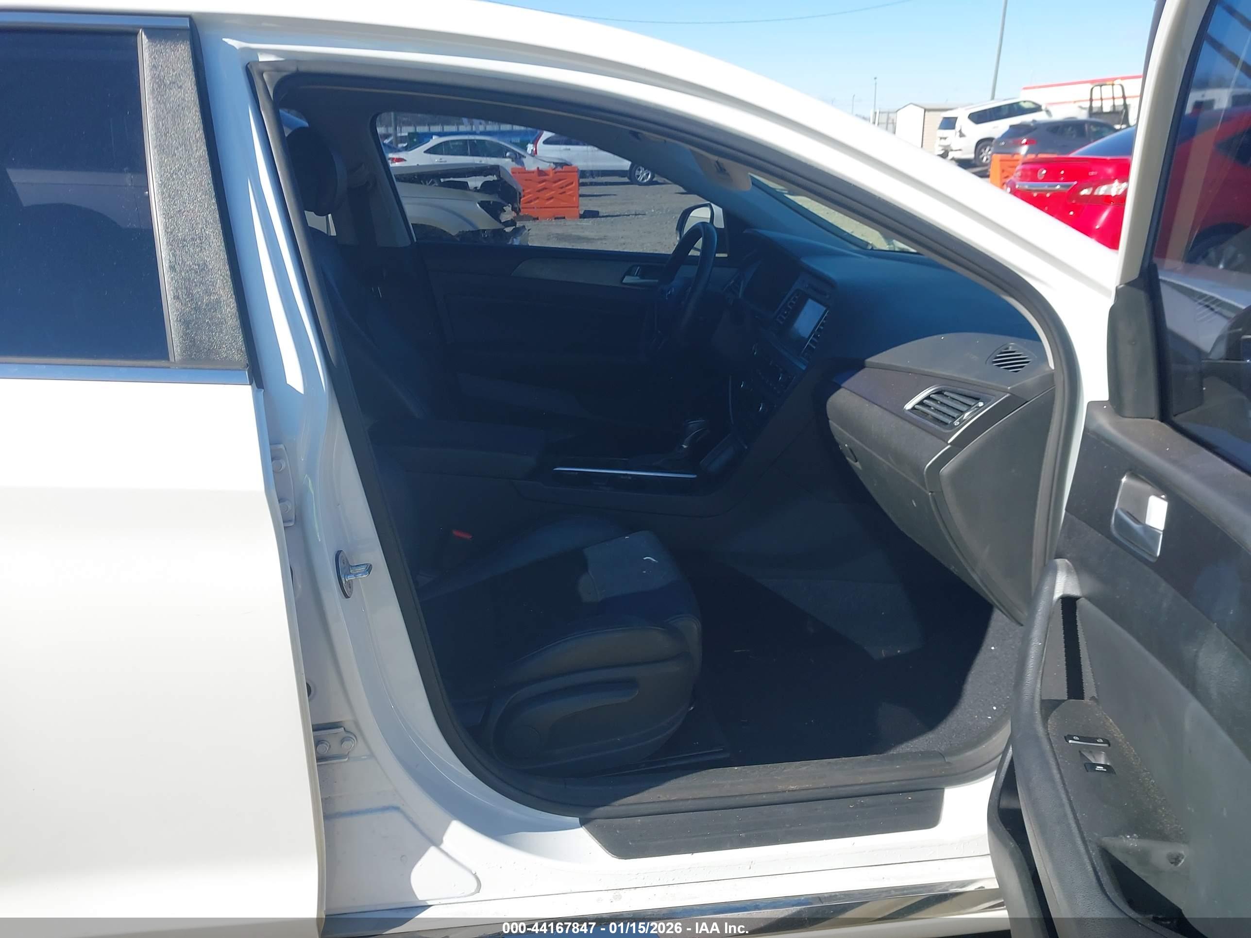 HYUNDAI SONATA image 5