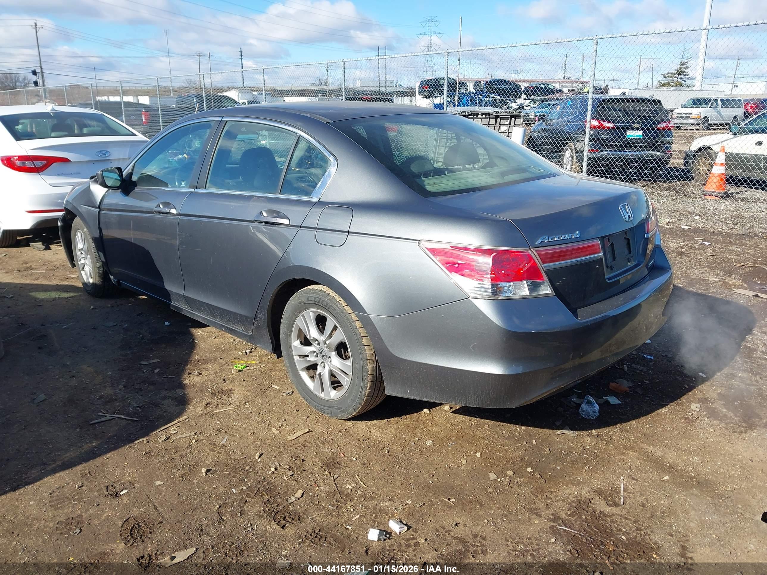 HONDA ACCORD image 3