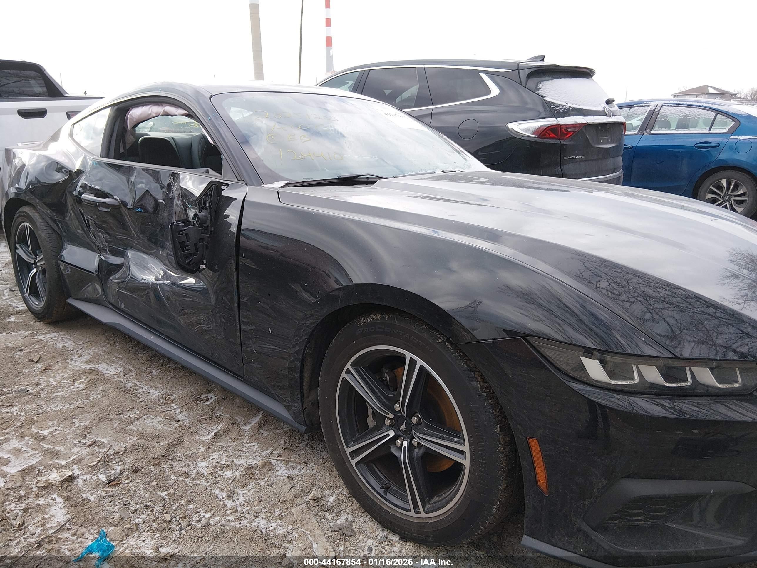 FORD MUSTANG image 6