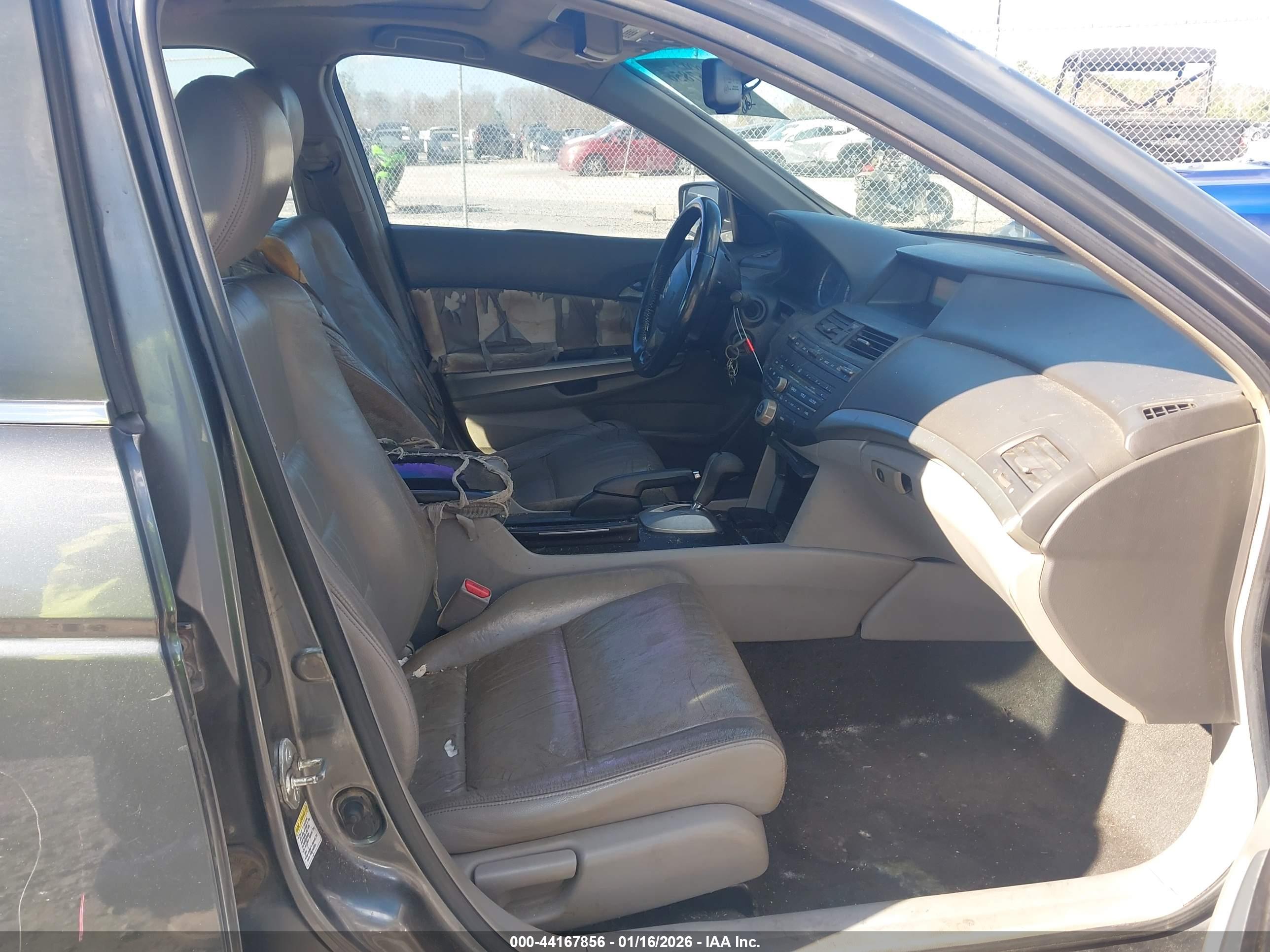 HONDA ACCORD image 5