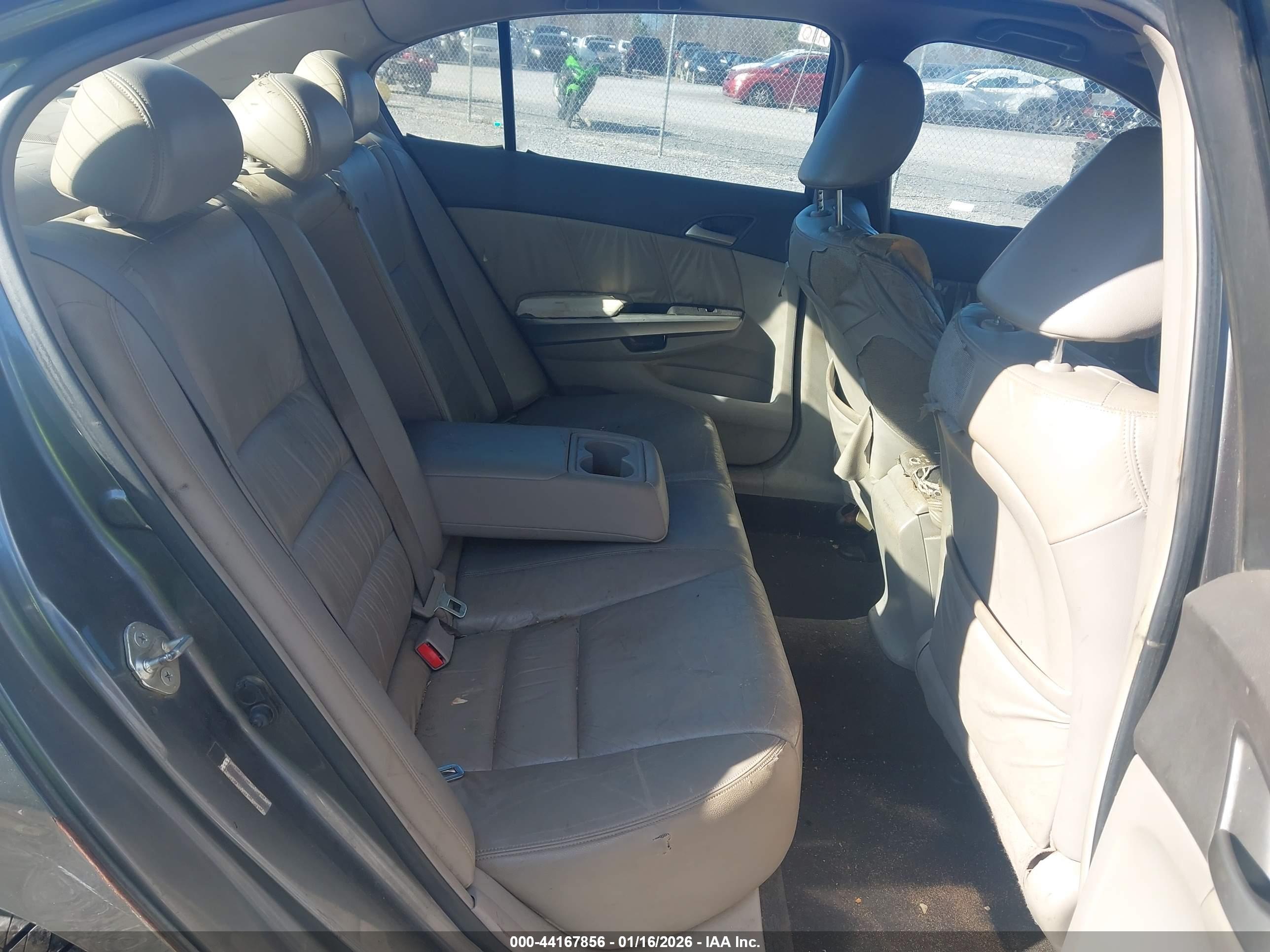 HONDA ACCORD image 8
