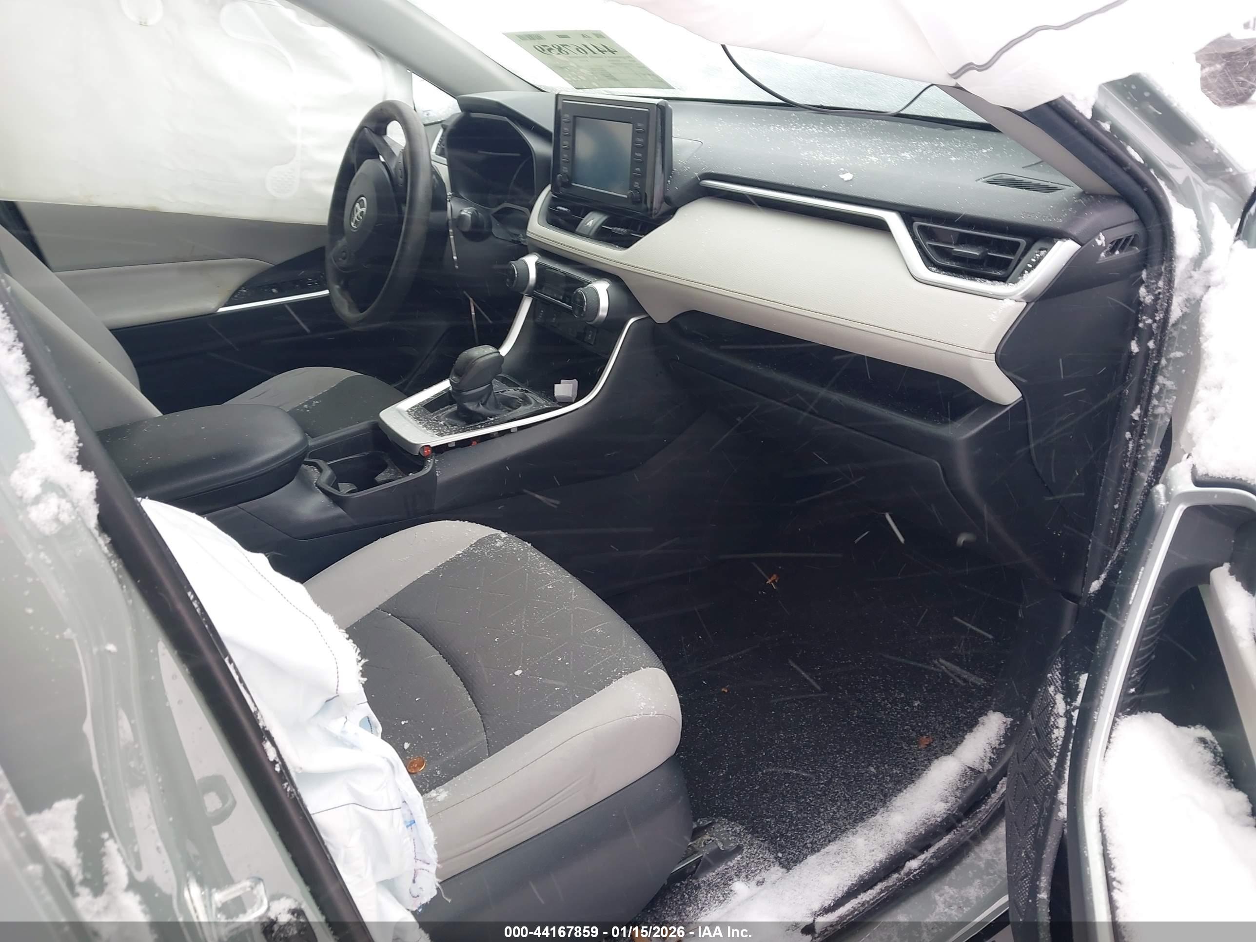 TOYOTA RAV4 image 5