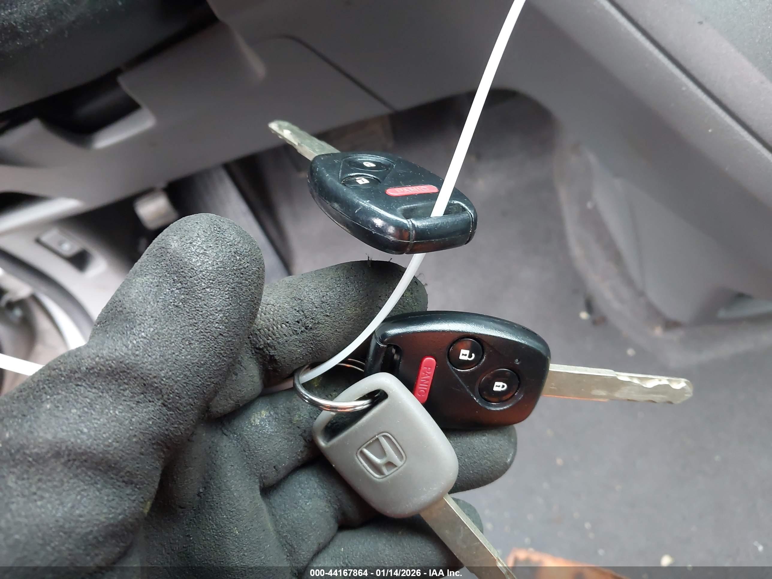 HONDA CR-V image 11