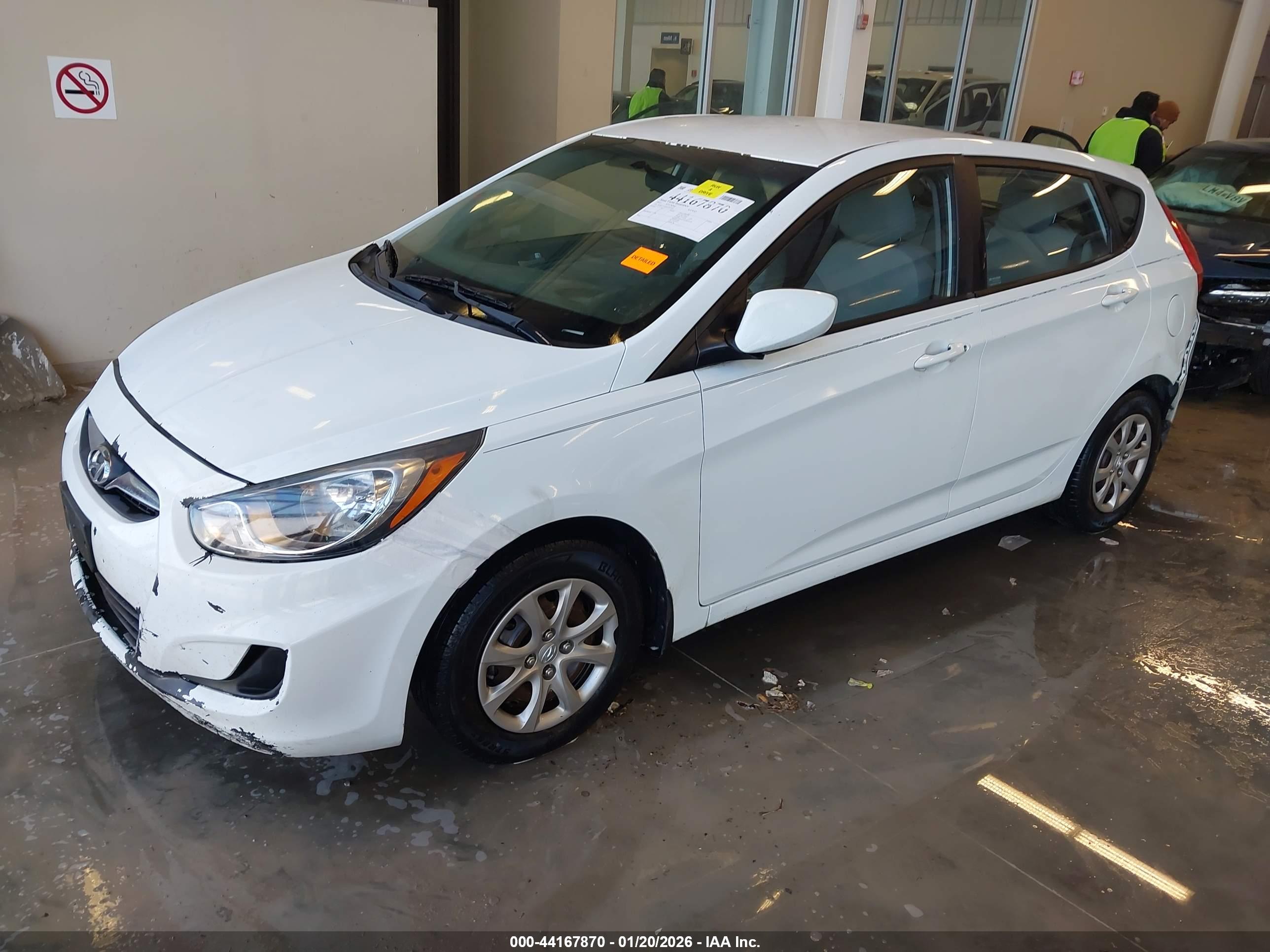 HYUNDAI ACCENT image 2