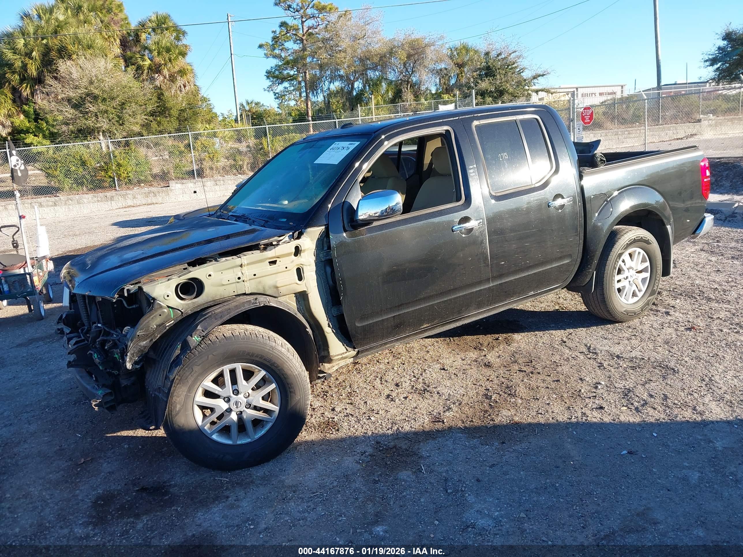 NISSAN FRONTIER image 2