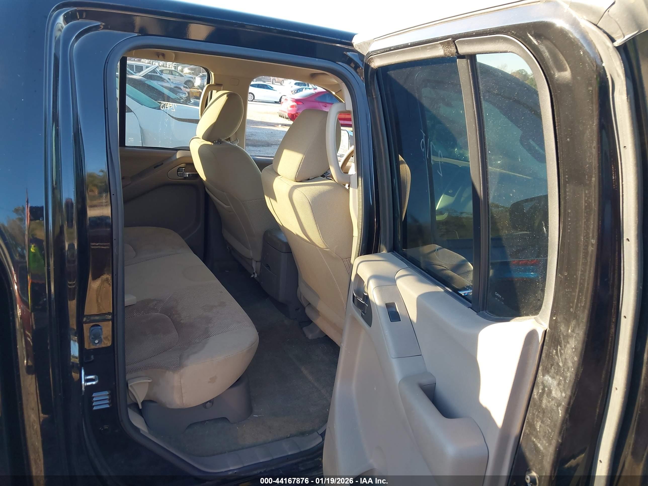 NISSAN FRONTIER image 8