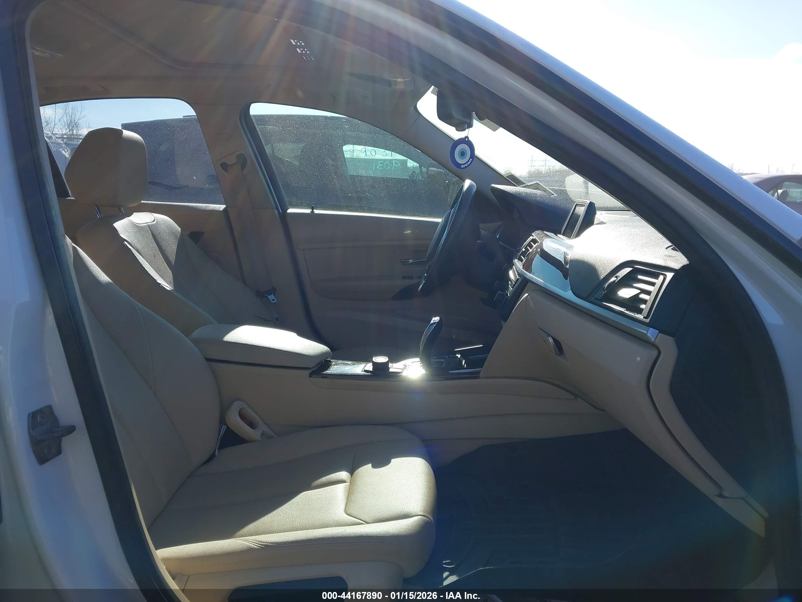 BMW 328I image 5