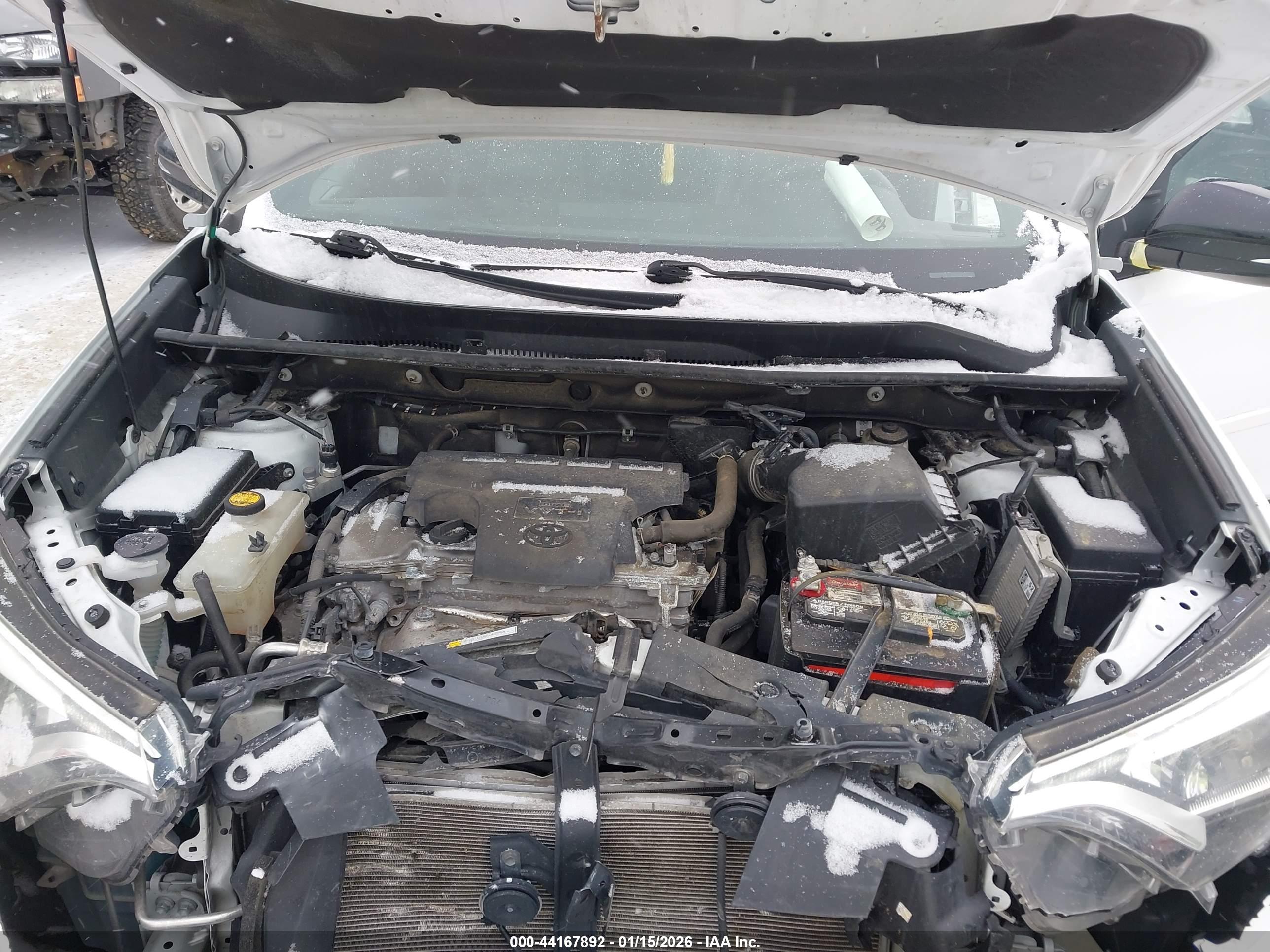 TOYOTA RAV4 image 10